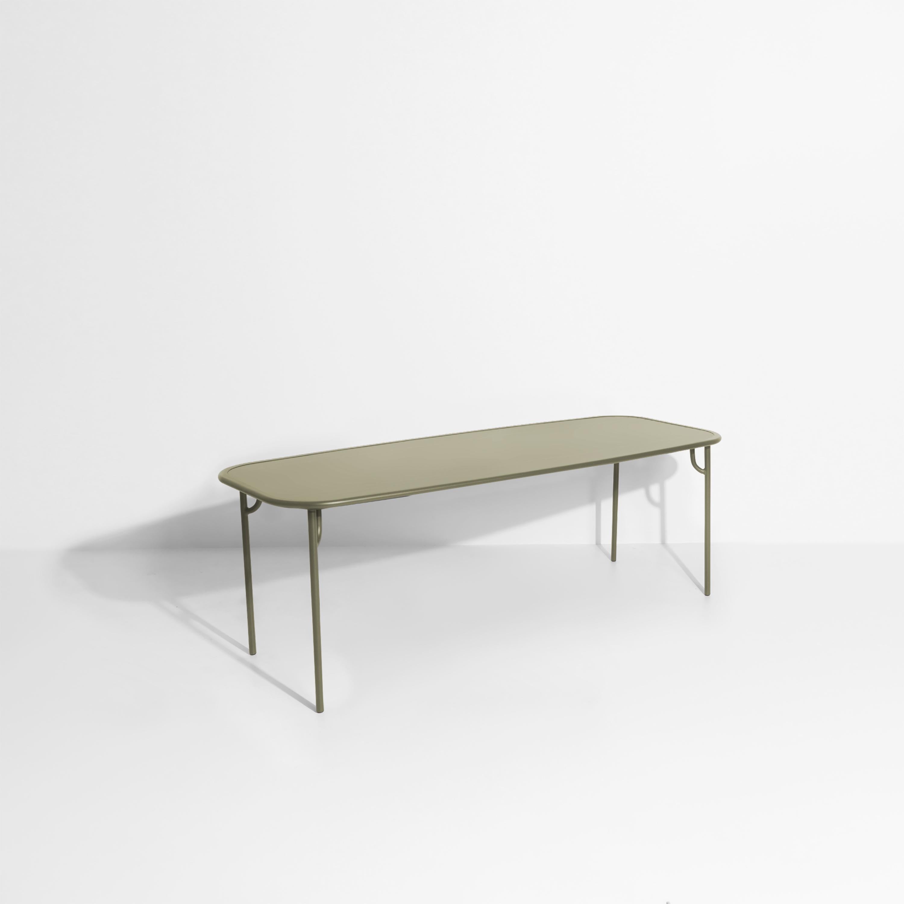 Petite Friture Week-End Large Plain Rectangular Dining Table in Jade Green Aluminium by Studio BrichetZiegler, 2017

La collection week-end est une gamme complète de mobilier d'extérieur, en peinture époxy aluminium grainé, finition mate, qui