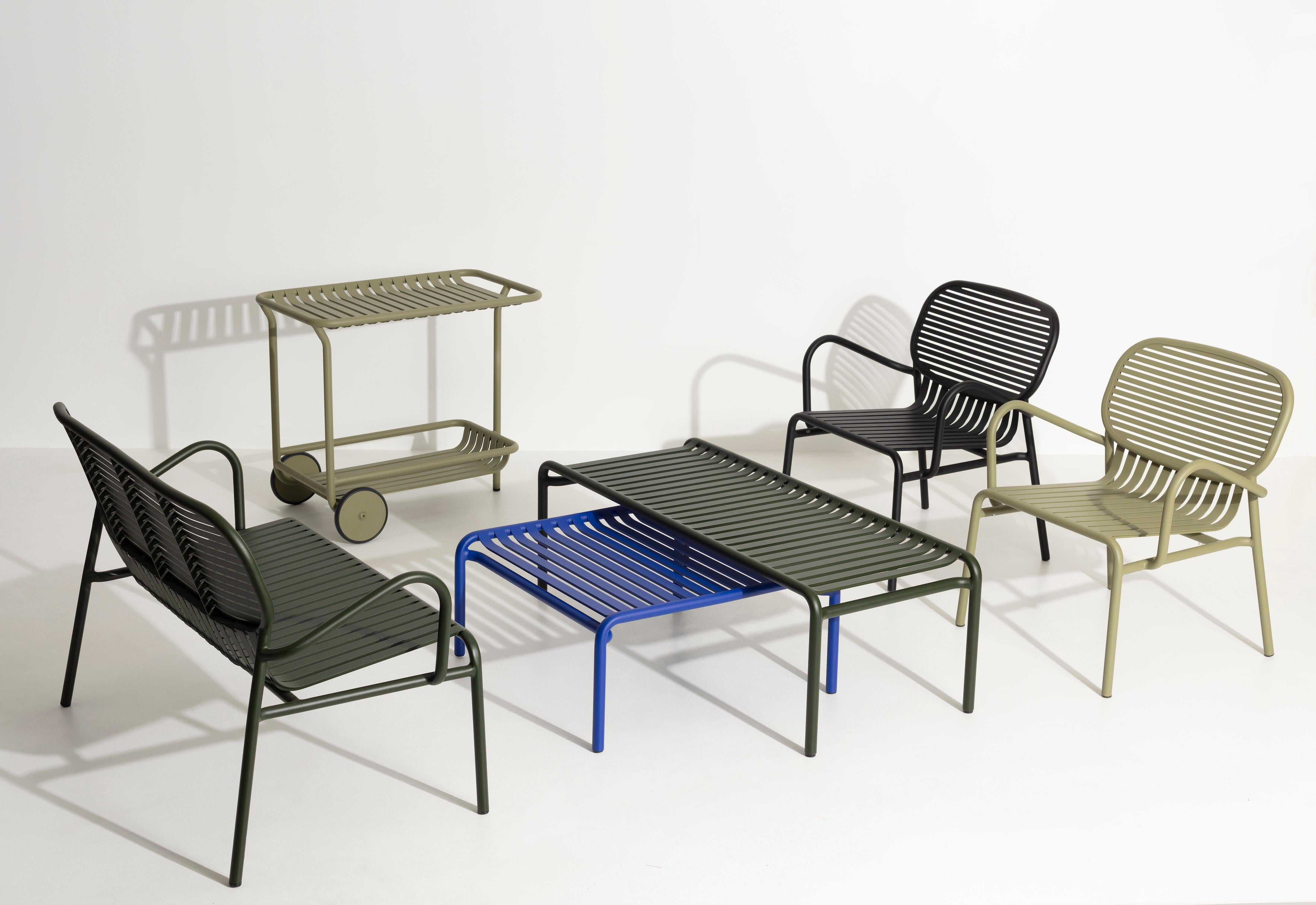 XXIe siècle et contemporain Petite table basse longue d'appoint Friture en verre et aluminium vert, 2017 en vente