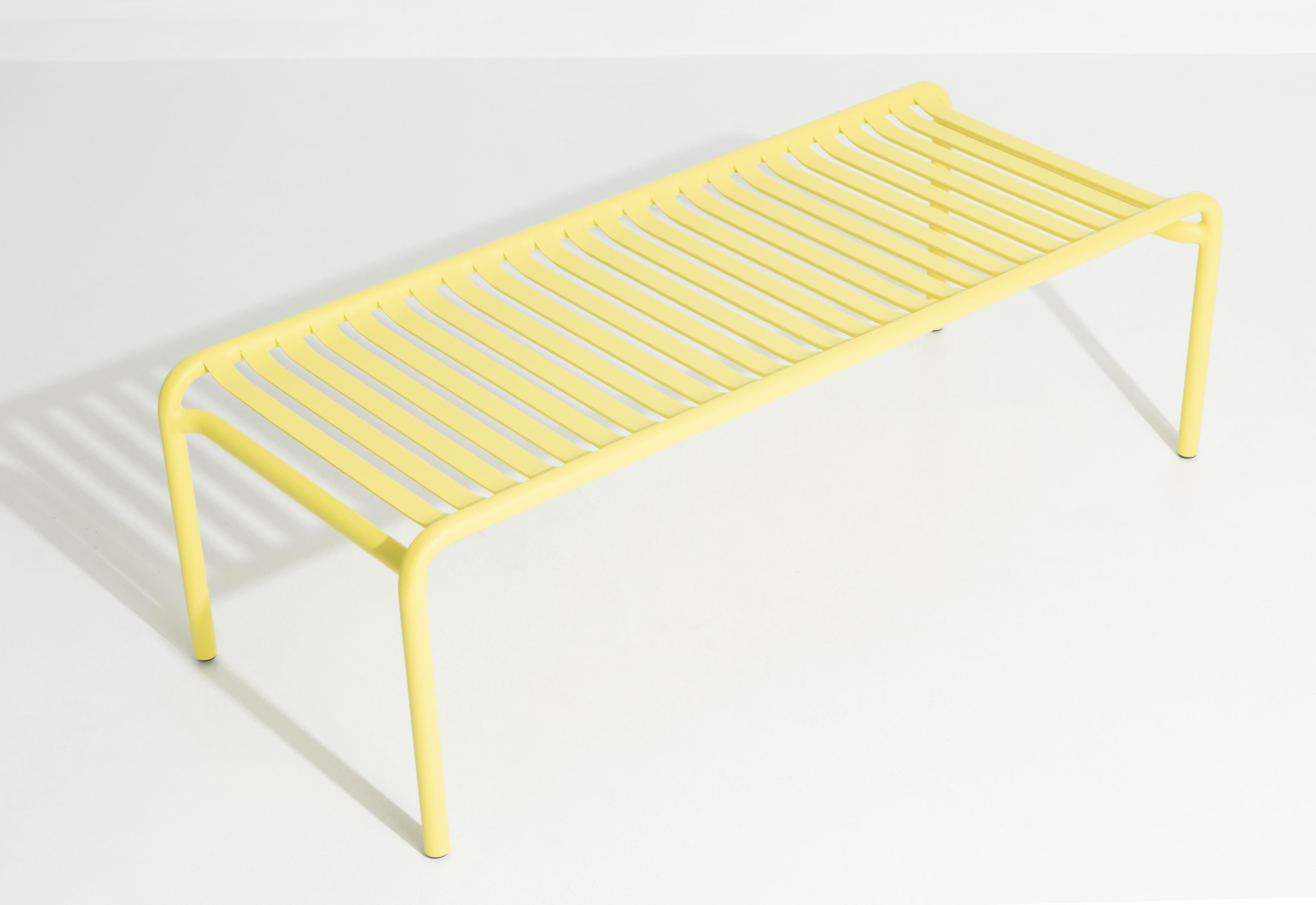 XXIe siècle et contemporain Petite table basse longue Week-end Friture en aluminium jaune, 2017 en vente