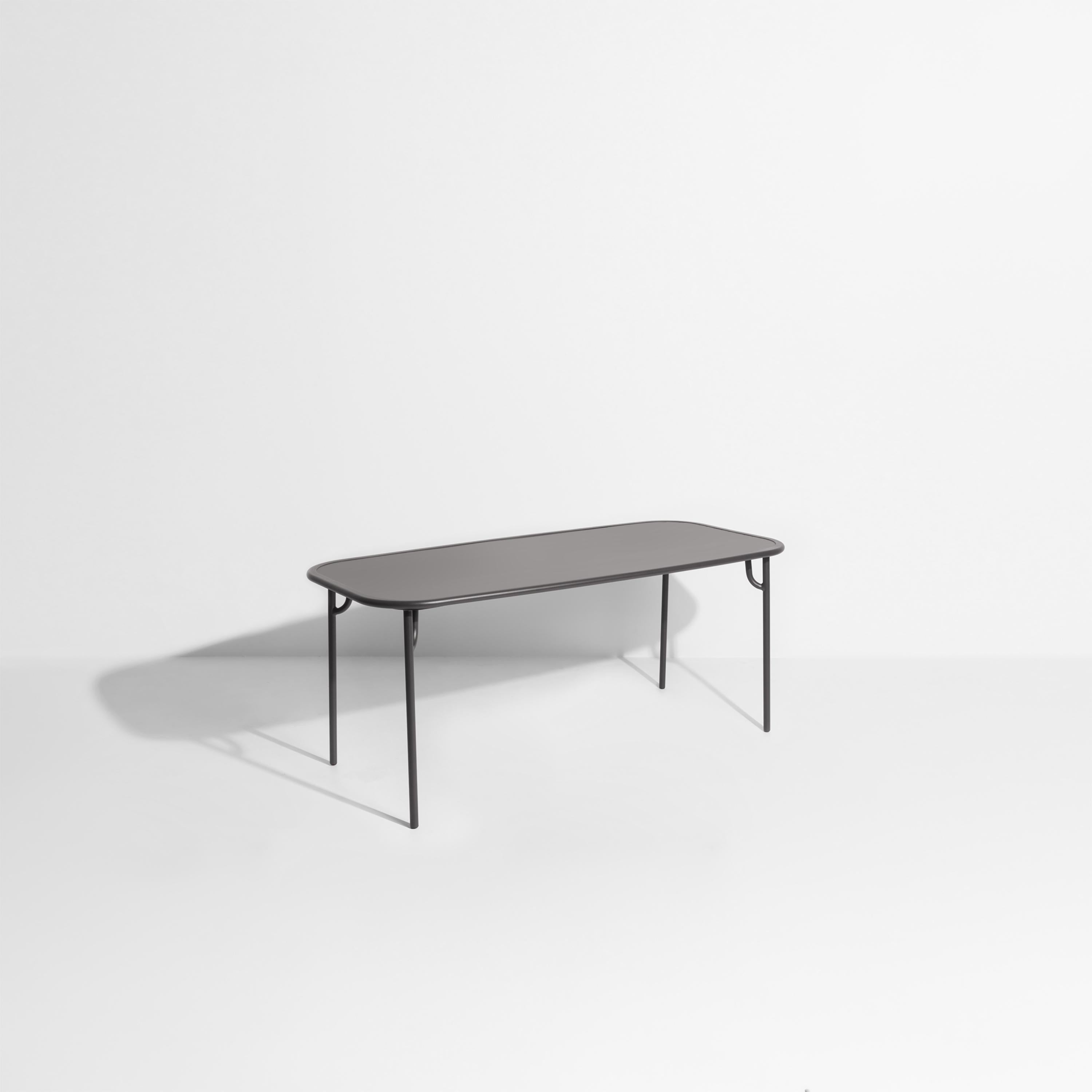 Petite Friture Week-End Medium Plain Rectangular Dining Table in Anthracite Aluminium by Studio BrichetZiegler, 2017

The week-end collection is a full range of outdoor furniture, in aluminium grained epoxy paint, matt finish, that includes 18