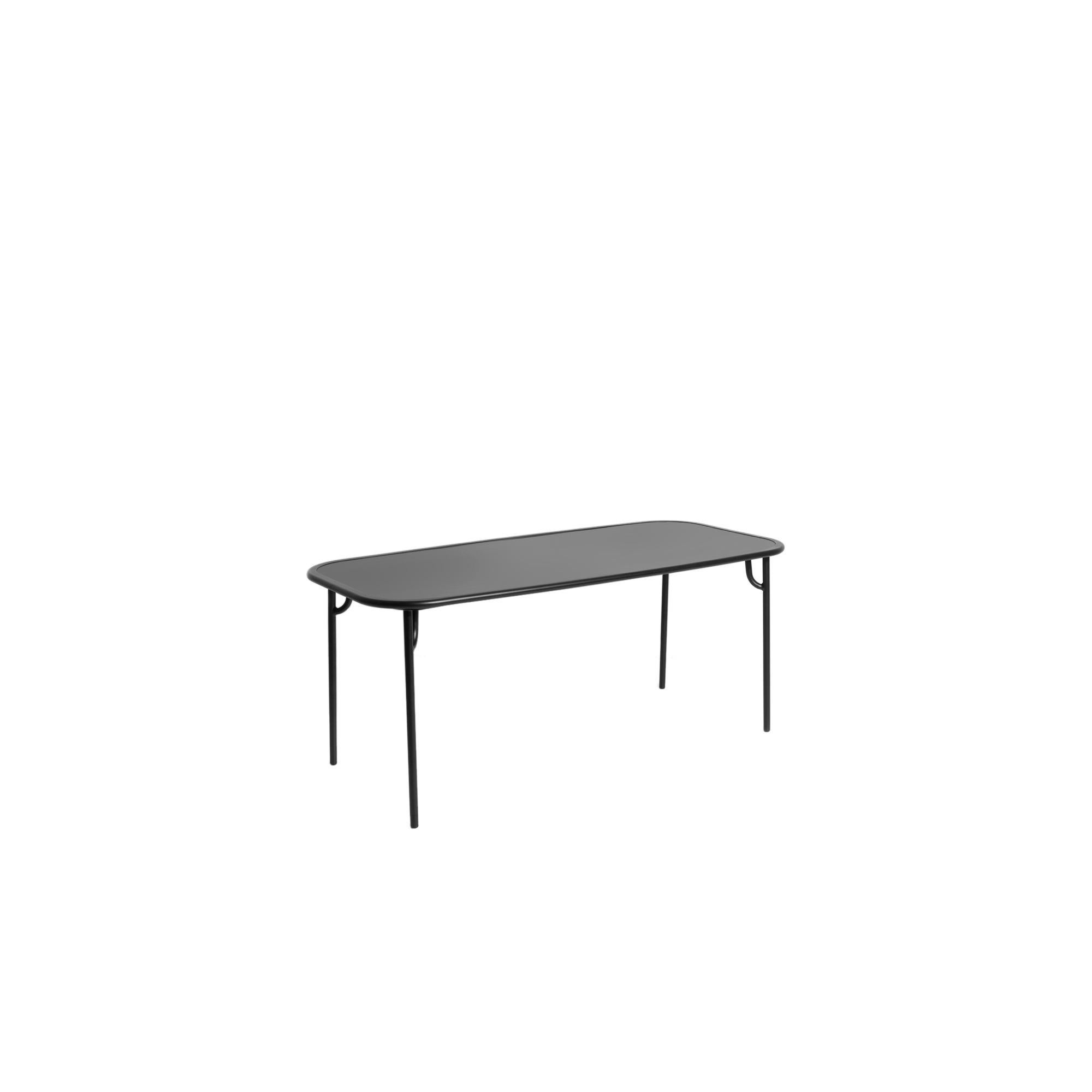 Petite Friture Week-End Medium Plain Rectangular Dining Table in Black Aluminium by Studio BrichetZiegler, 2017

The week-end collection is a full range of outdoor furniture, in aluminium grained epoxy paint, matt finish, that includes 18