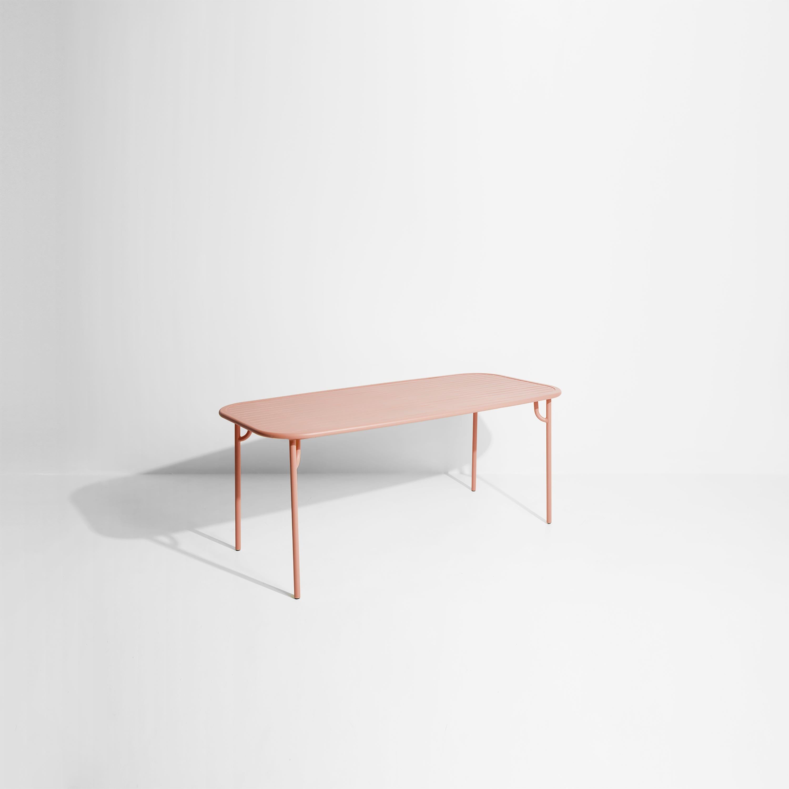 Petite Friture Week-End Medium Plain Rectangular Dining Table in Blush Aluminium by Studio BrichetZiegler, 2017

The week-end collection is a full range of outdoor furniture, in aluminium grained epoxy paint, matt finish, that includes 18