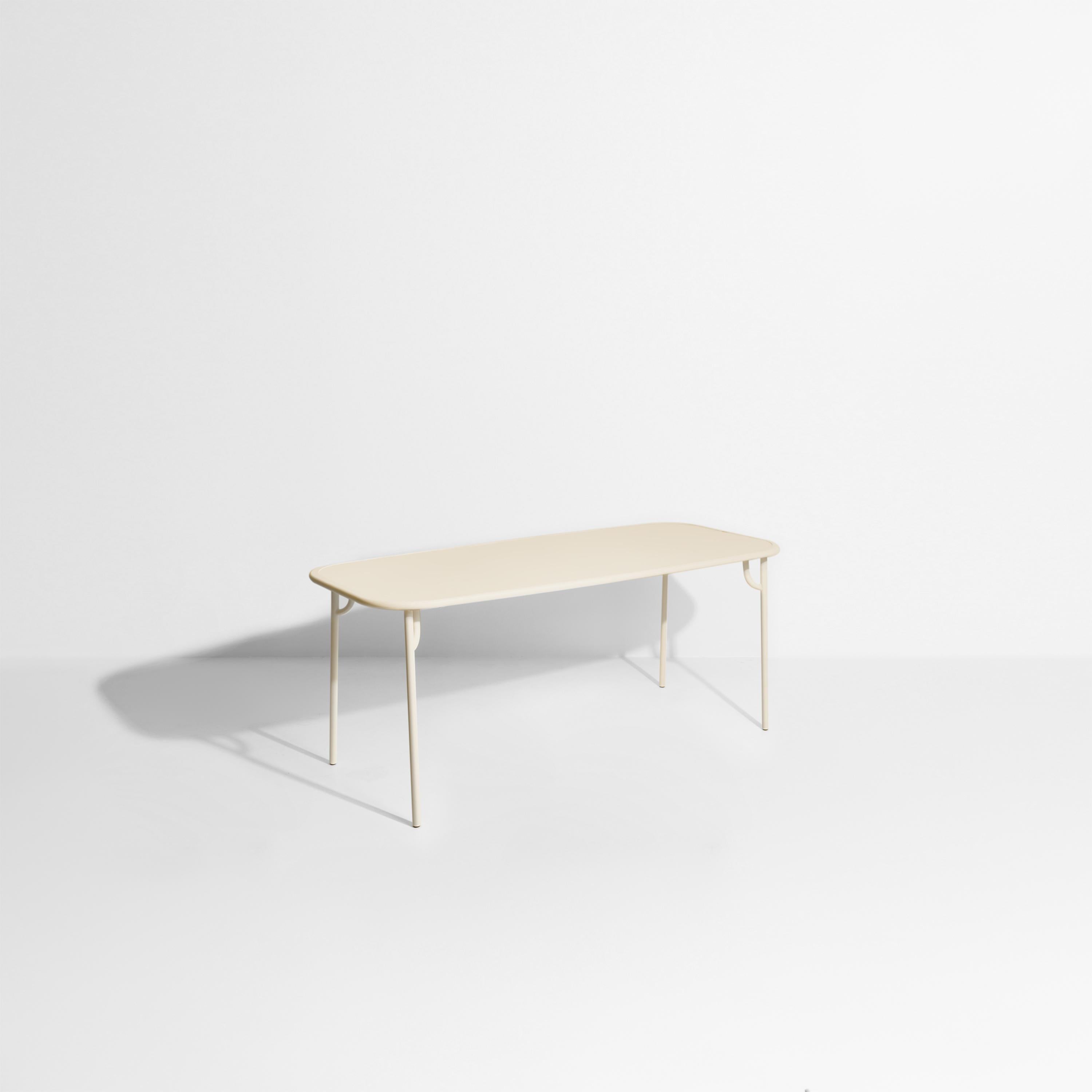 Petite Friture Week-End Medium Plain Rectangular Dining Table in Ivory Aluminium by Studio BrichetZiegler, 2017

The week-end collection is a full range of outdoor furniture, in aluminium grained epoxy paint, matt finish, that includes 18