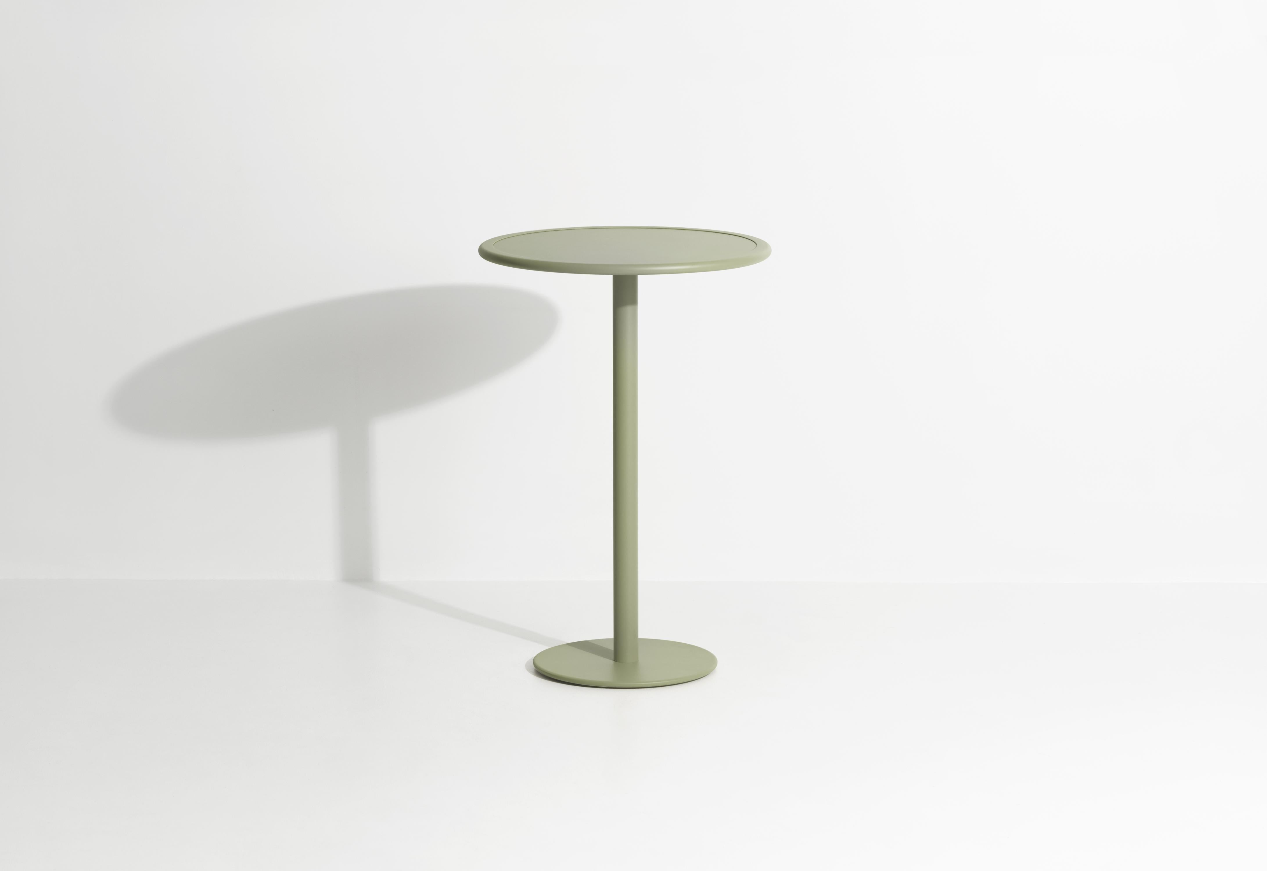 Petite Friture Week-End Round High Table in Jade Green Aluminium by Studio BrichetZiegler, 2017

The week-end collection is a full range of outdoor furniture, in aluminium grained epoxy paint, matt finish, that includes 18 functions and 8 colours