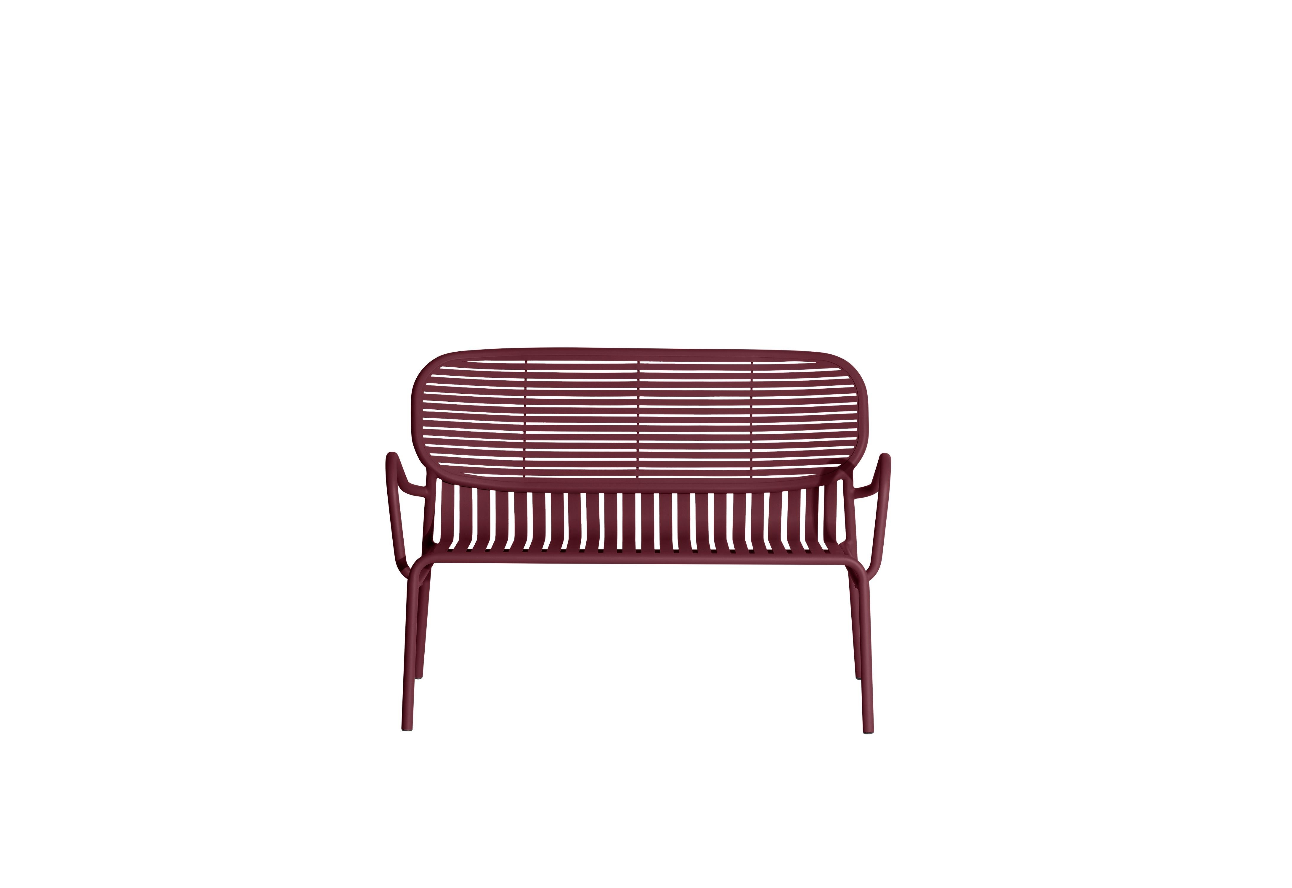 Petite Friture Week-End Sofa in Burgundy Aluminium by Studio BrichetZiegler, 2017

The week-end collection is a full range of outdoor furniture, in aluminium grained epoxy paint, matt finish, that includes 18 functions and 8 colours for the retail