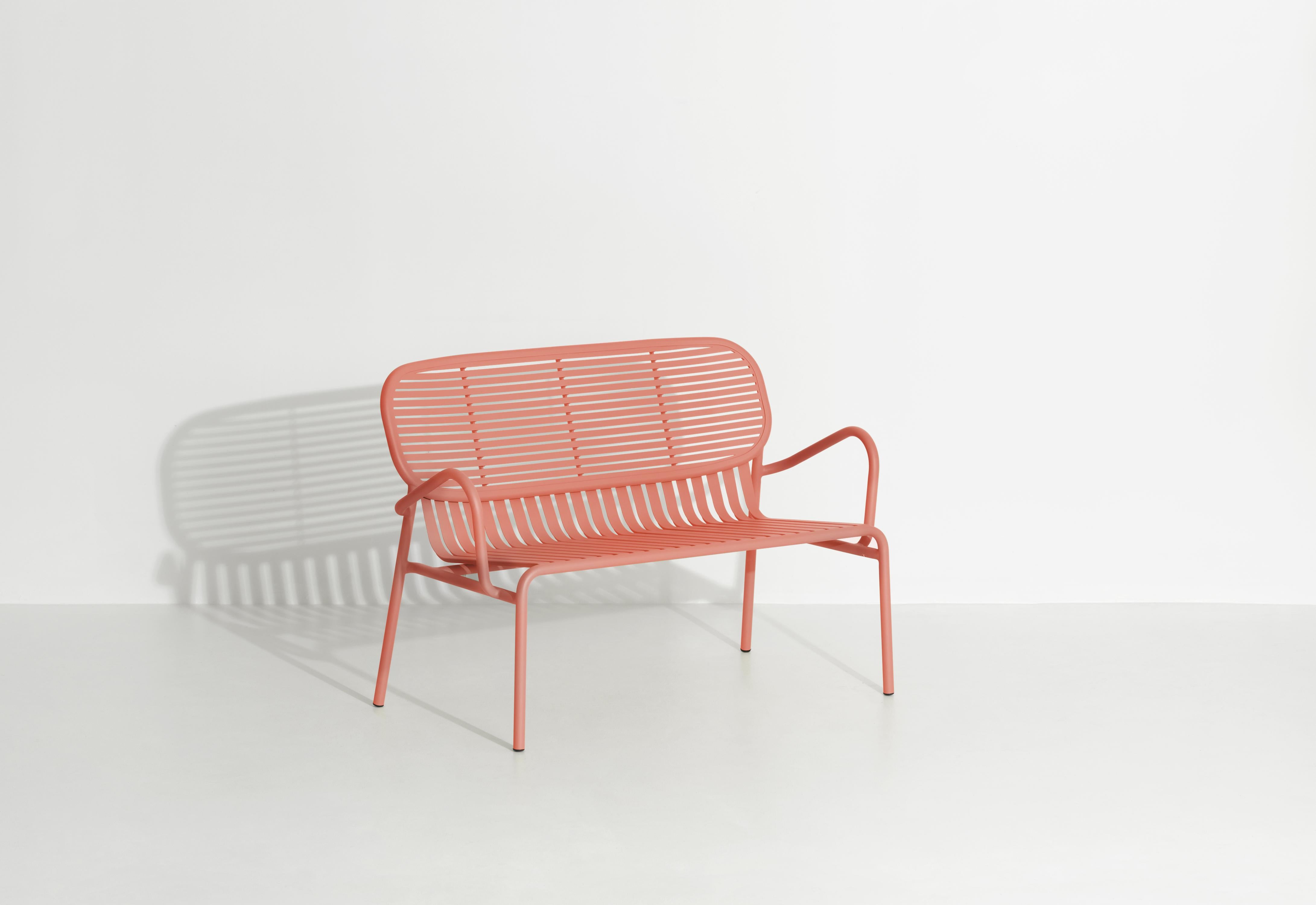 Petite Friture Week-End Sofa in Coral Aluminium by Studio BrichetZiegler, 2017

The week-end collection is a full range of outdoor furniture, in aluminium grained epoxy paint, matt finish, that includes 18 functions and 8 colours for the retail