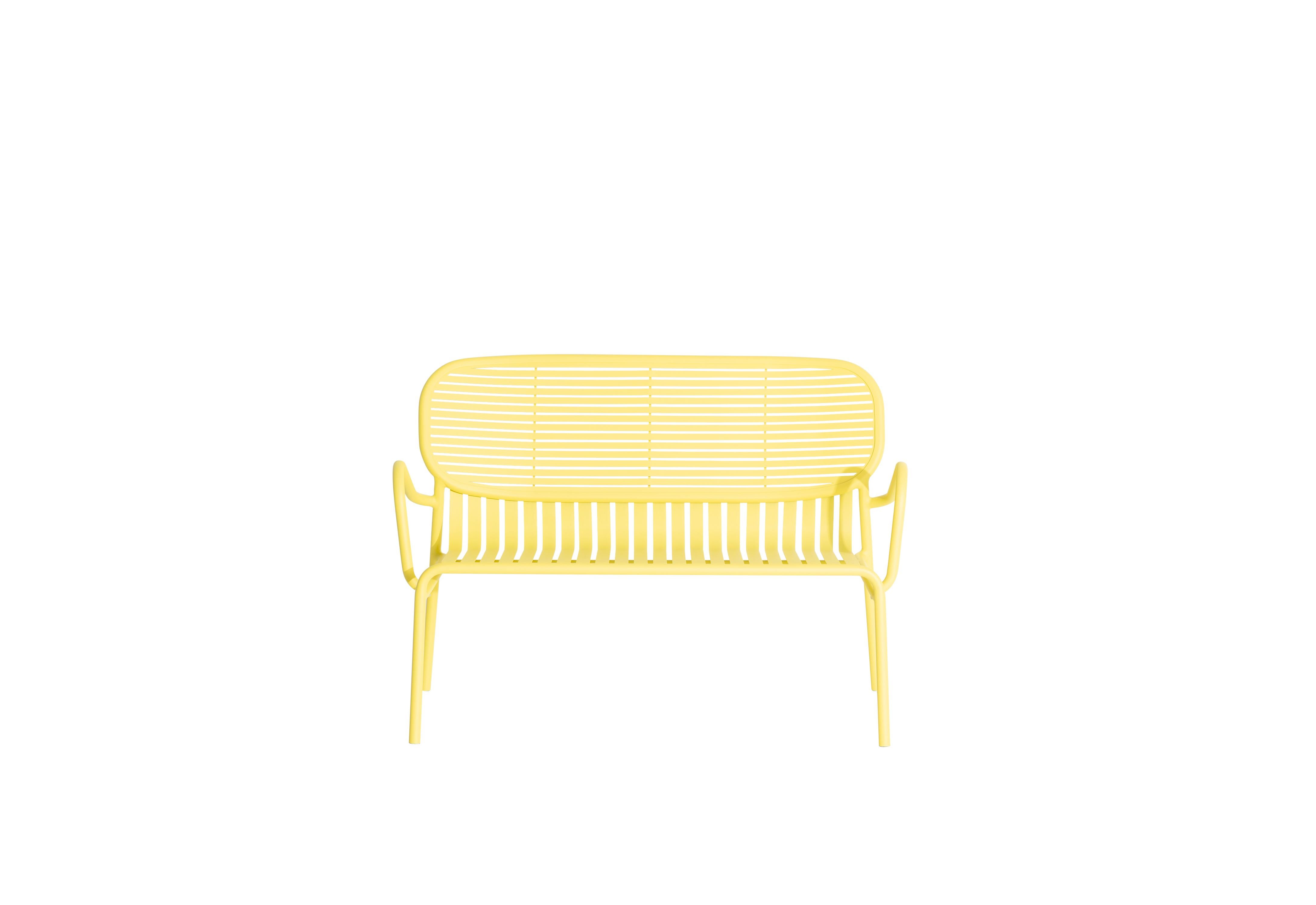 Petite Friture Week-End Sofa in Yellow Aluminium by Studio BrichetZiegler, 2017

The week-end collection is a full range of outdoor furniture, in aluminium grained epoxy paint, matt finish, that includes 18 functions and 8 colours for the retail