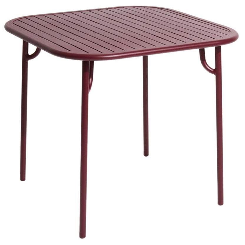 Kleiner quadratischer Friture Week-End-Esstisch aus burgunderrotem Aluminium mit Schienen
