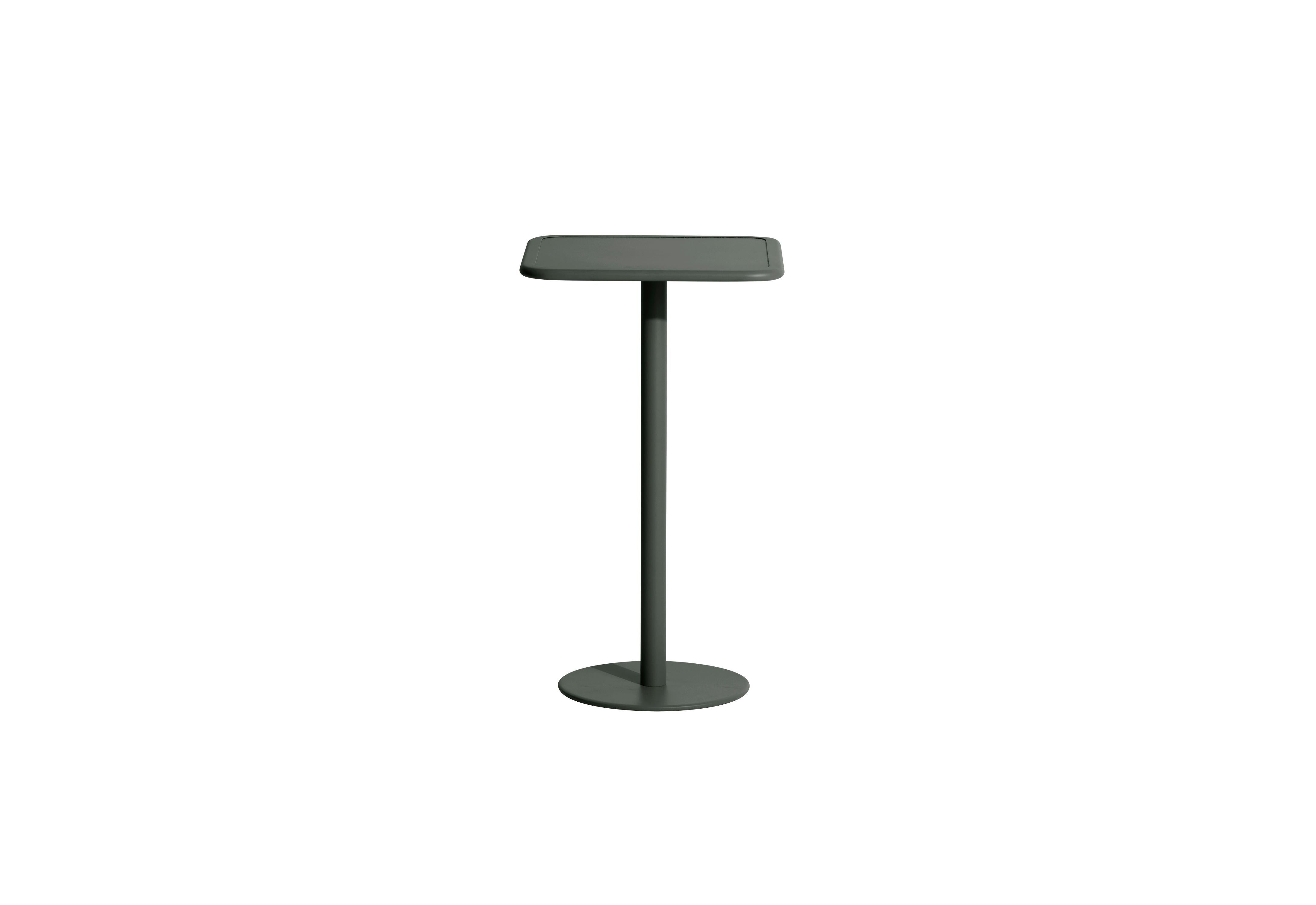Petite Friture Week-End Square High Table in Glass Green Aluminium by Studio BrichetZiegler, 2017

The week-end collection is a full range of outdoor furniture, in aluminium grained epoxy paint, matt finish, that includes 18 functions and 8