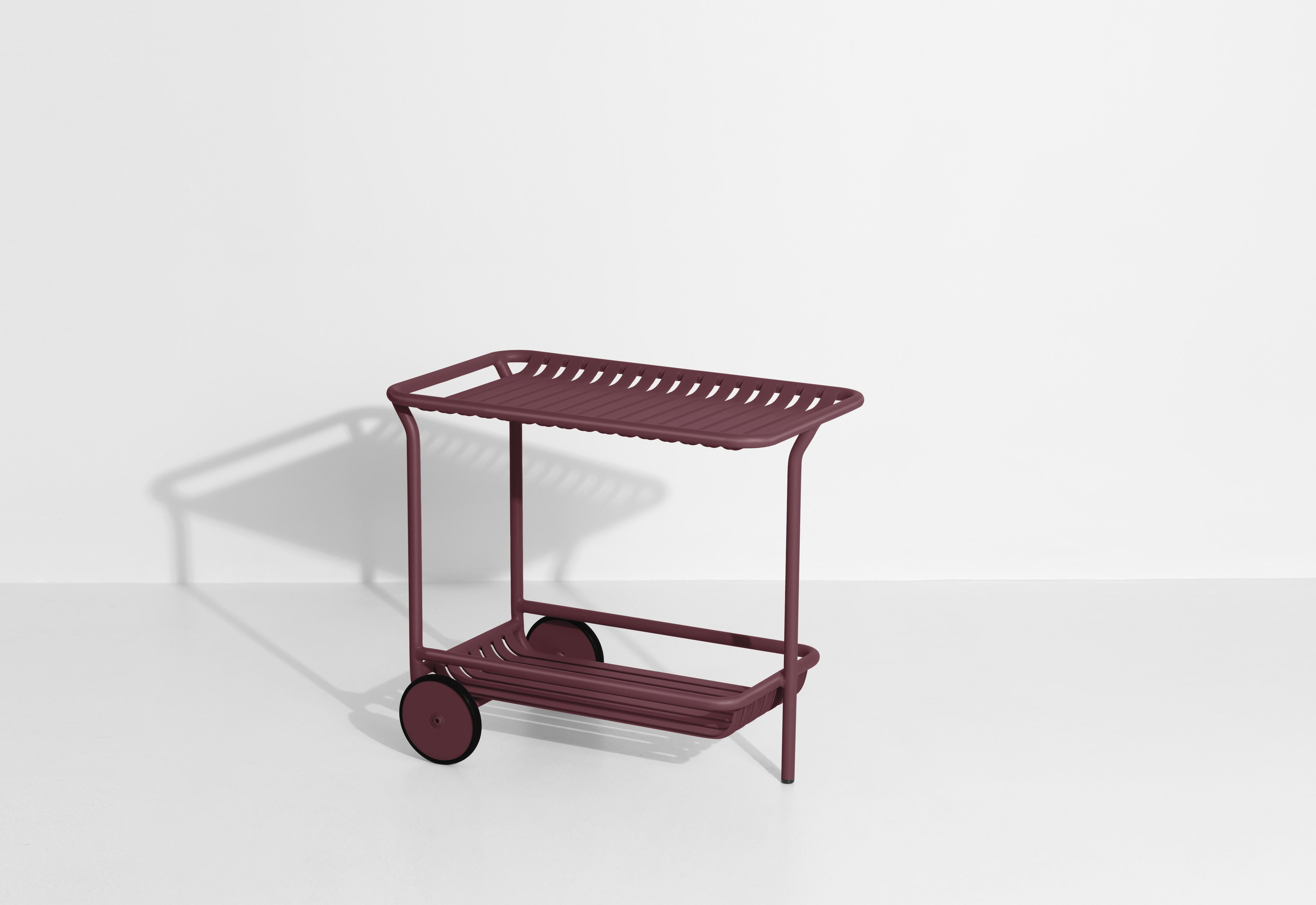 Petit chariot de semaine Friture en aluminium bourgogne, 2017 Neuf - En vente à Brooklyn, NY