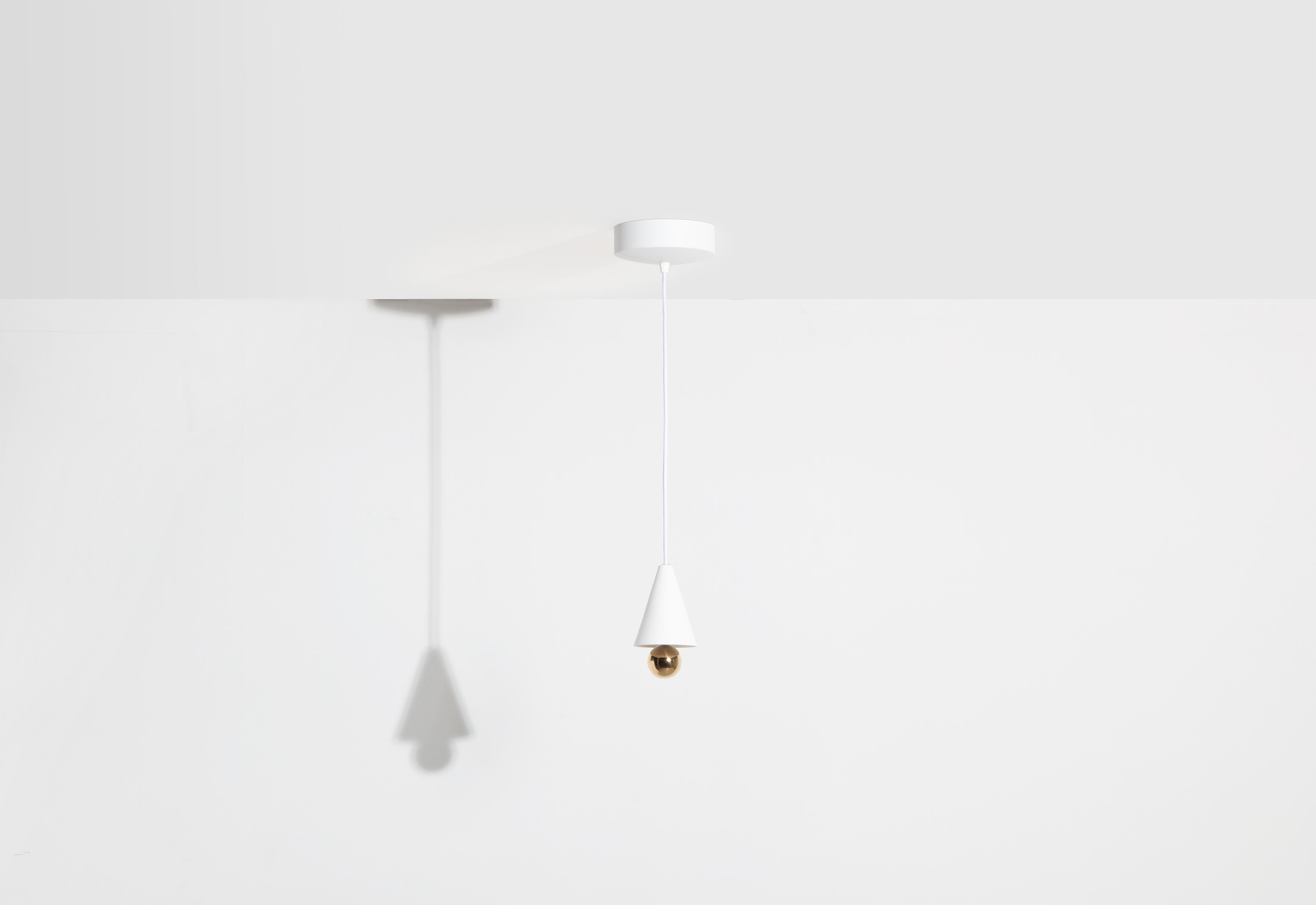 Petite Friture XS Cherry LED Pendant Light in White & Gold Aluminium by Daniel and Emma, 2020

In 2015, the Australian duo designers Daniel and Emma signed Cherry a simple and minimalist pendant lamp design ; an aluminum cone with a bottomed