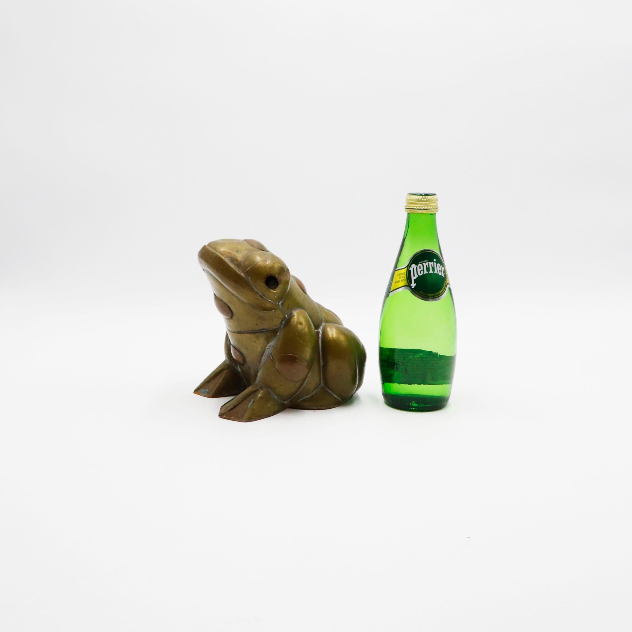 Petite Frog made in Copper and Brass For Sale at 1stDibs