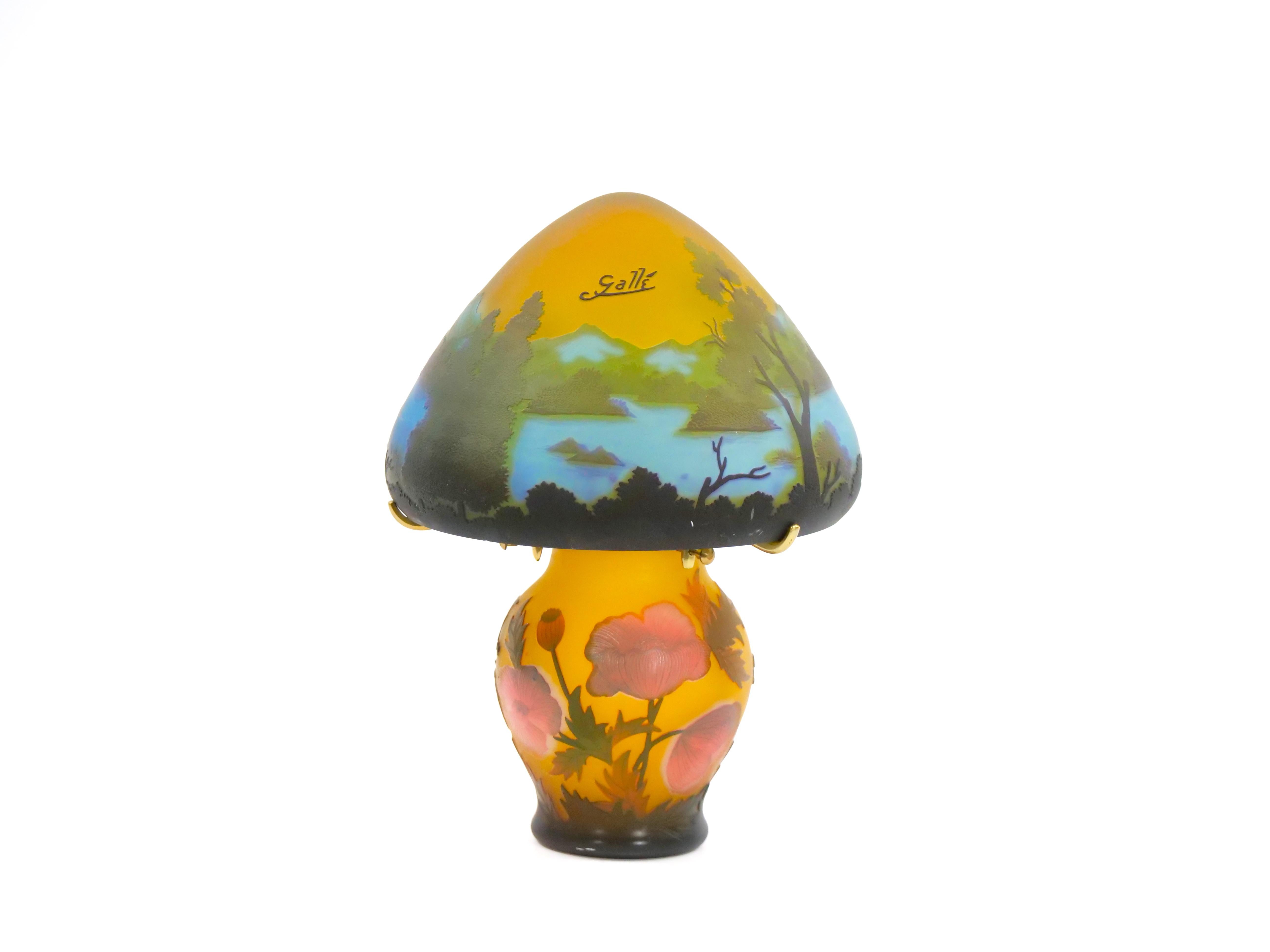 Lampe à poser Petite Galle Cameo en verre en vente 3