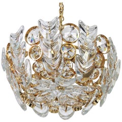 Petite Chandelier in ottone dorato e cristallo incrostato di Palwa, Germania, anni '70