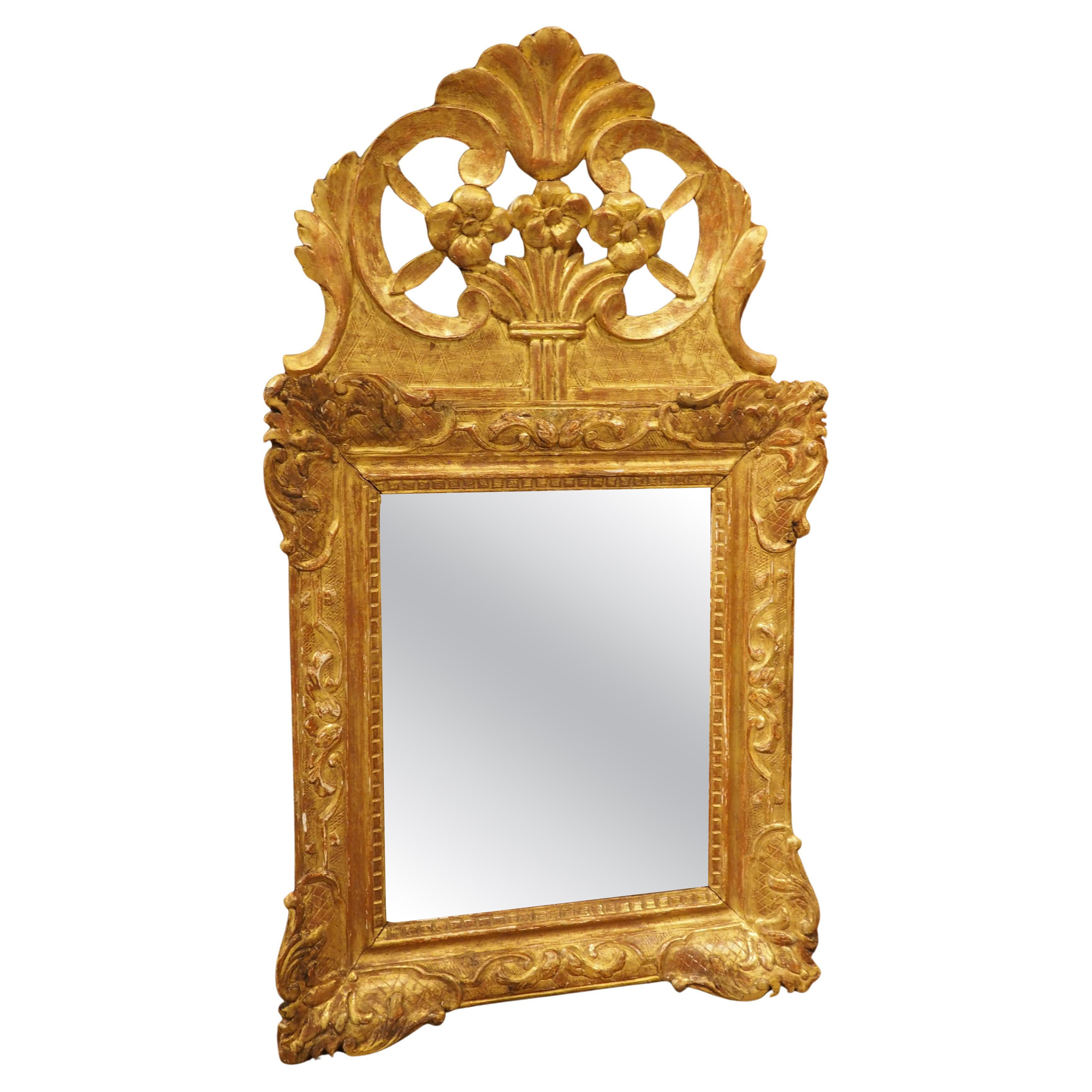 Specchio in legno dorato della Provenza, Francia, CIRCA 1900