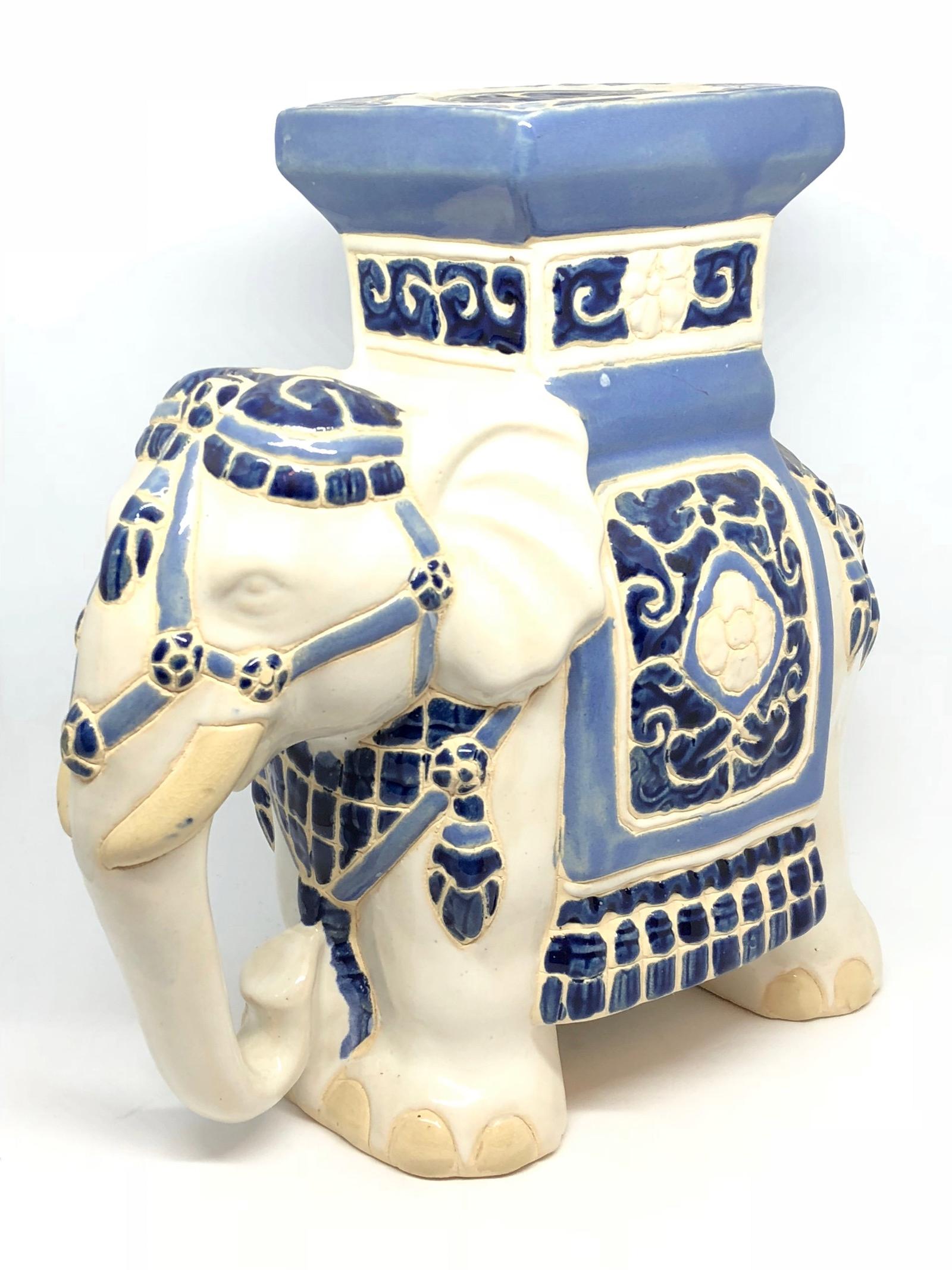 Chinesischer Elefanten-Blumentopfständer im Hollywood-Regency-Stil, Deutsch (Hollywood Regency) im Angebot