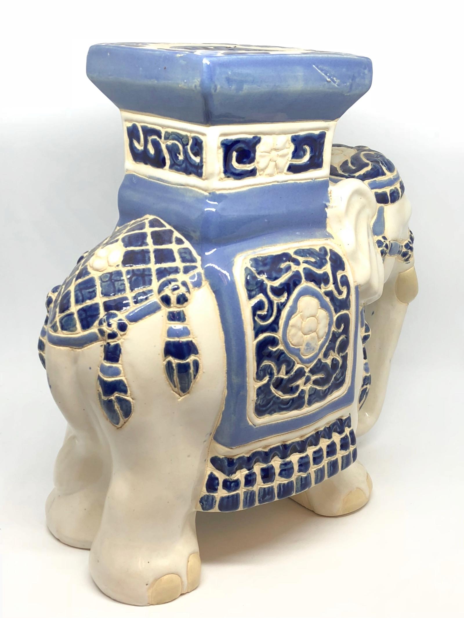 Chinesischer Elefanten-Blumentopfständer im Hollywood-Regency-Stil, Deutsch (Ende des 20. Jahrhunderts) im Angebot