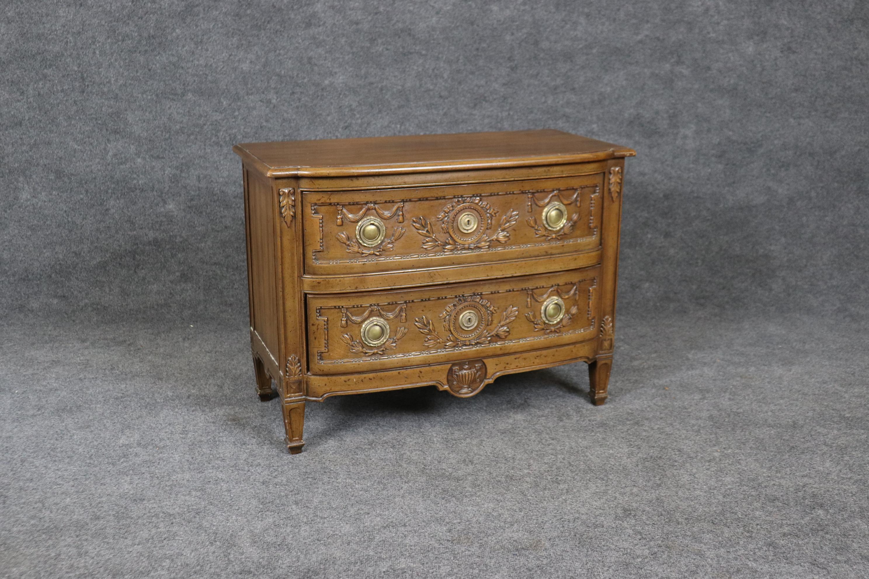 Mid-20th Century Petite Intentionally Distressed Henredon Style 2 Drawer Commode Nightstand For Sale