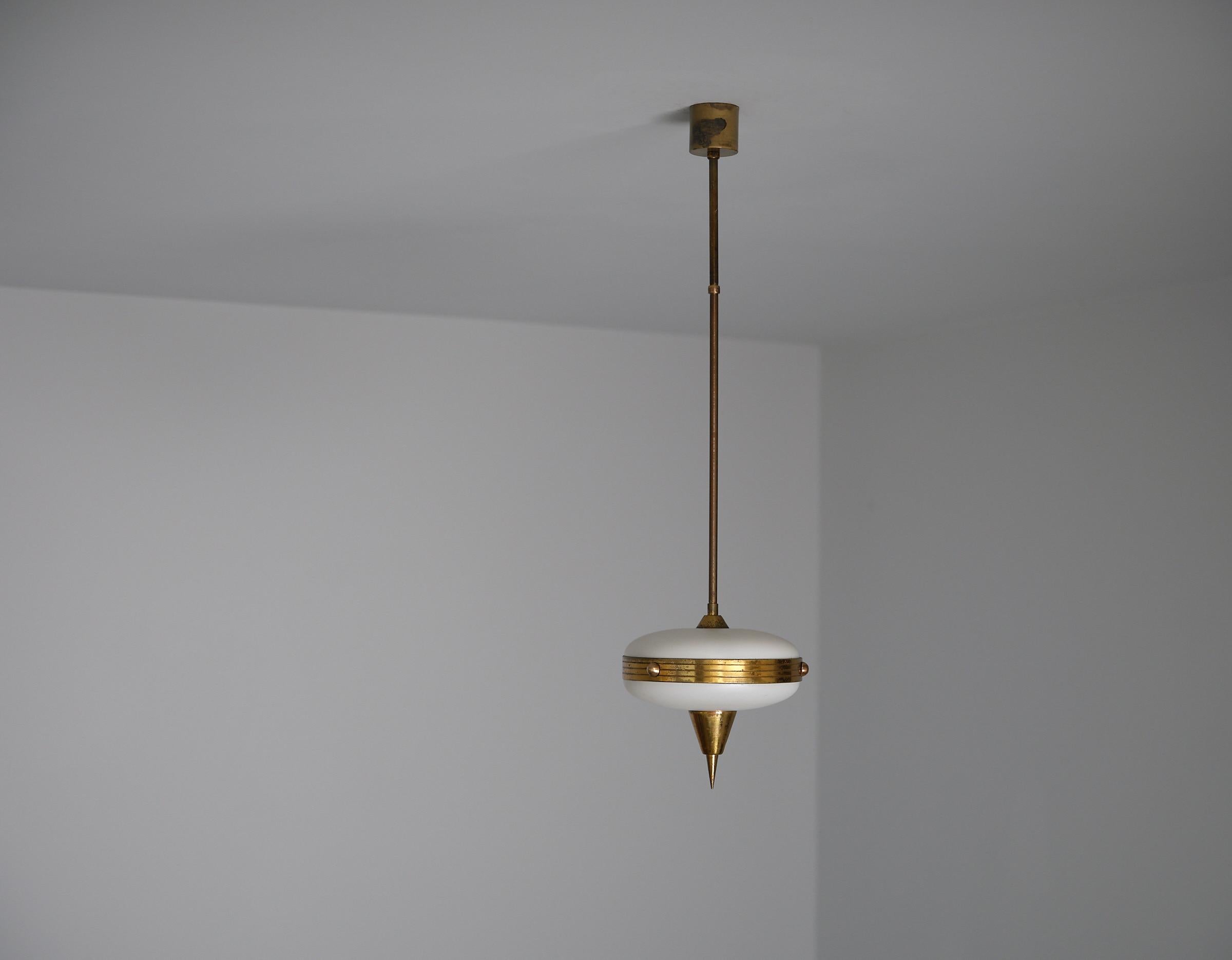 Petite Italian Brass and Opaline Pendant Lamp – 1950s Modernist In Good Condition For Sale In Rome, IT