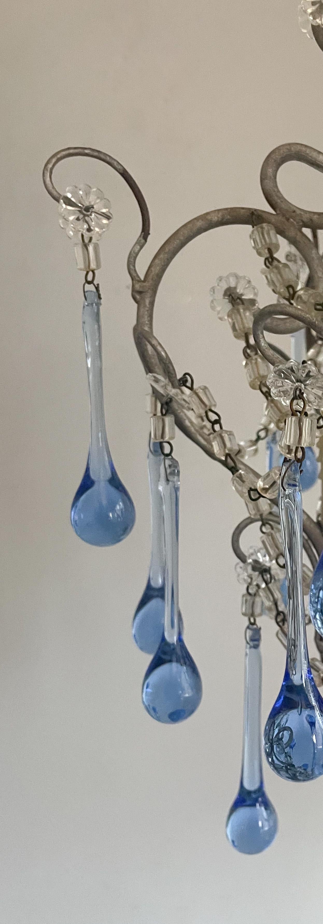 Petite Italian Crystal Beaded Chandelier With Murano Drops In Good Condition In Los Angeles, CA