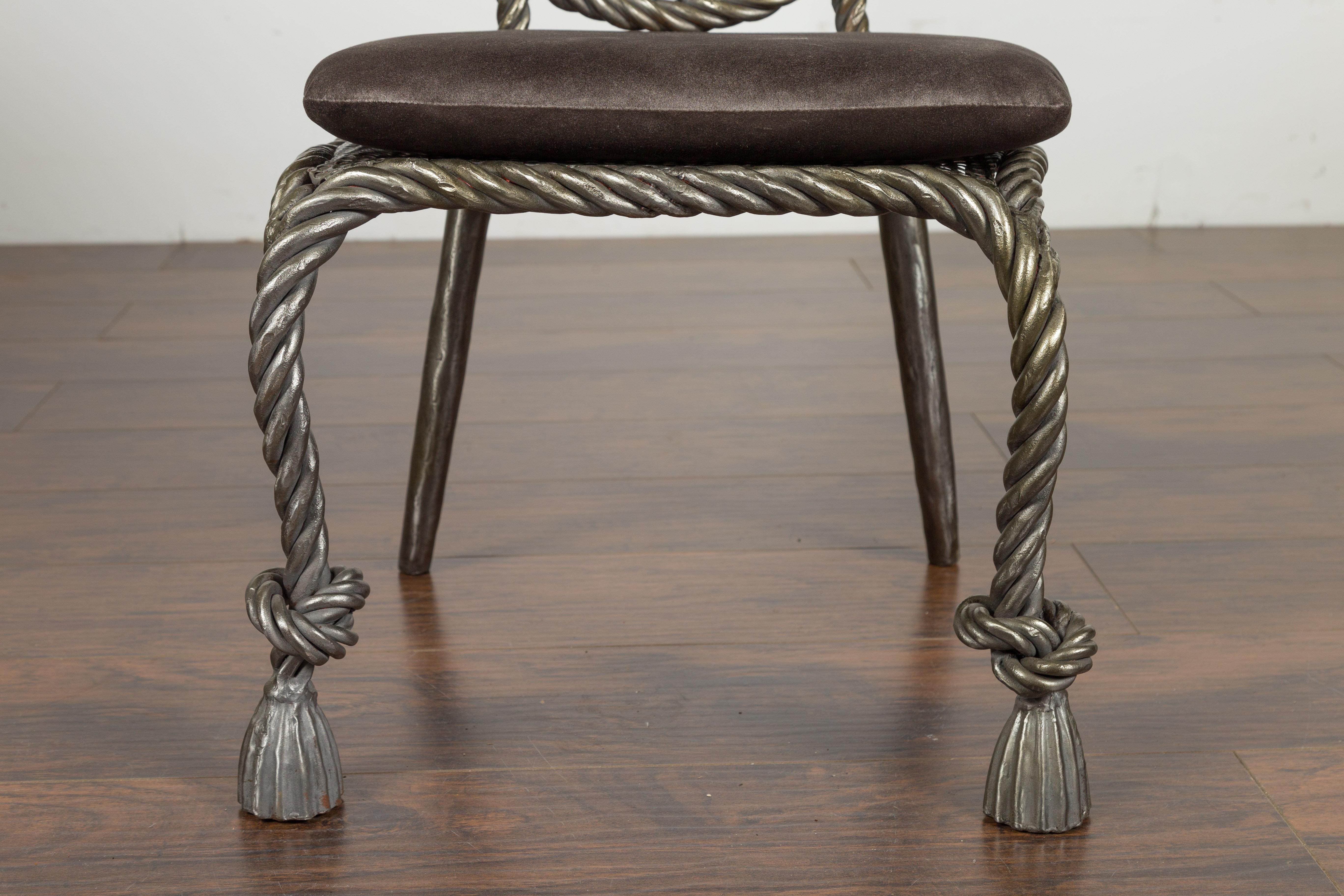 Italienischer Sessel ohne Armlehne aus poliertem Stahl und Seil mit Samtkissen aus der Mitte des Jahrhunderts (Poliert) im Angebot