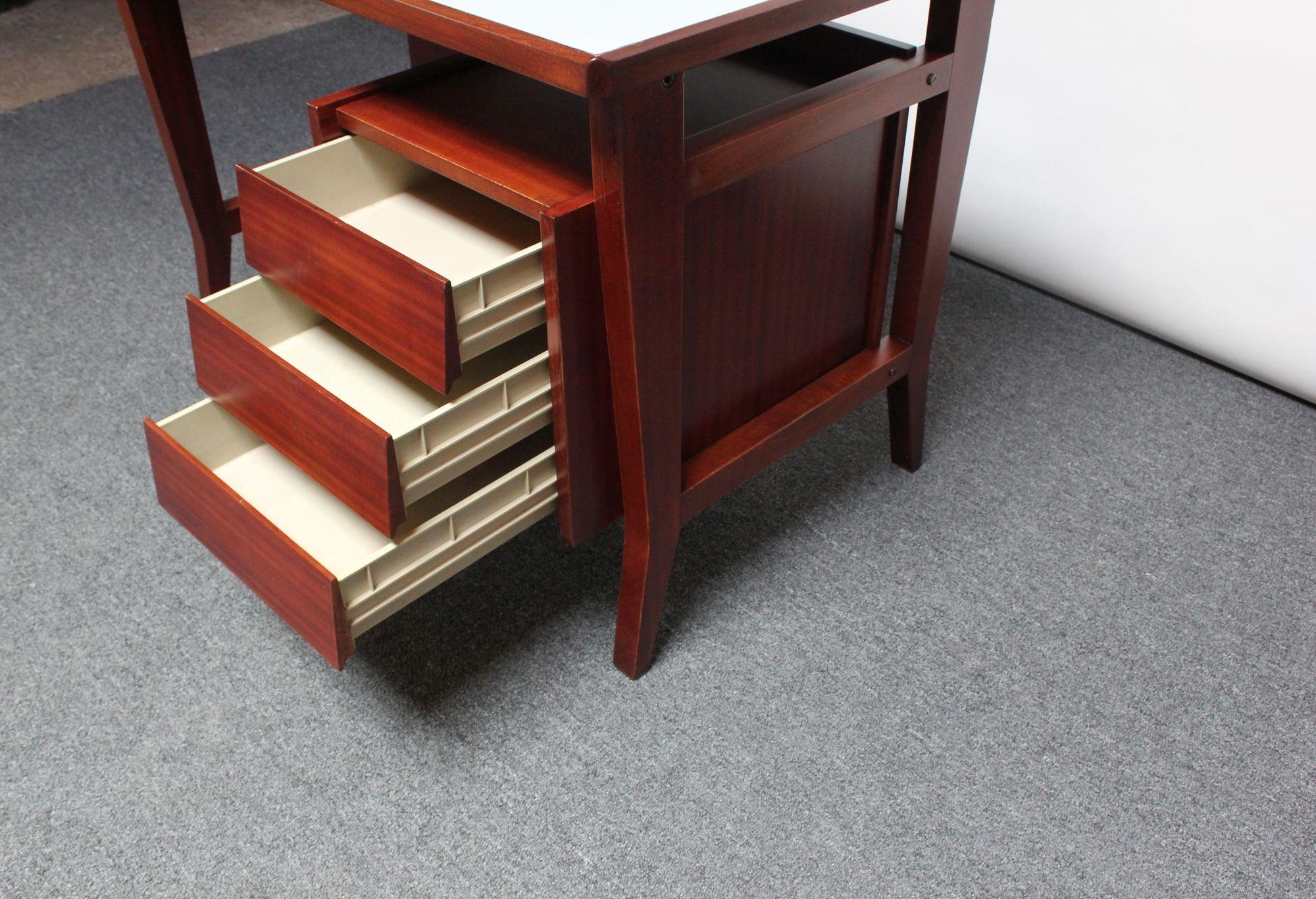 Petite Italian Modern Stained Mahogany Writing Desk by Gio Ponti for Schirolli For Sale 3