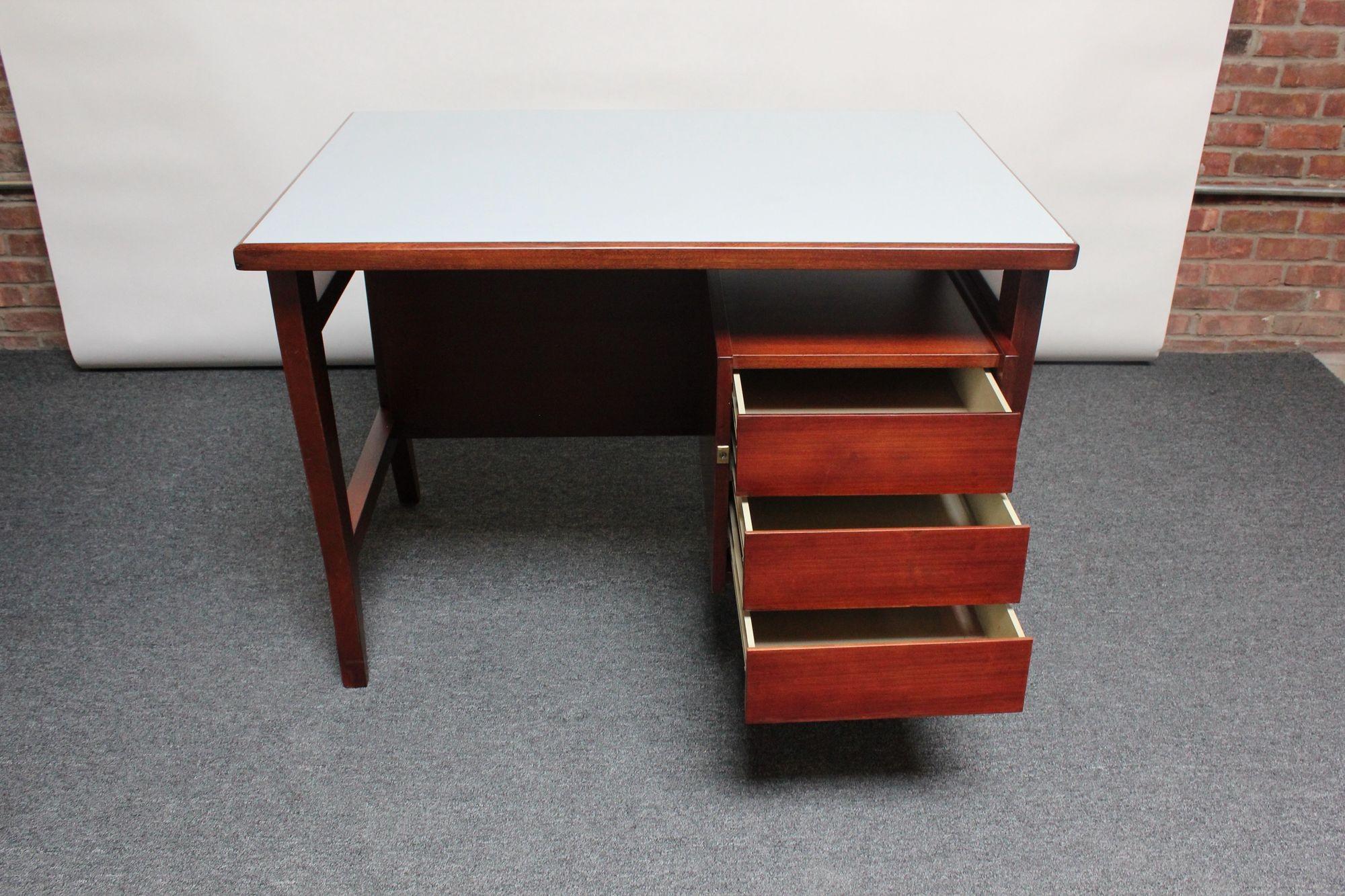 Mid-Century Modern Petite Italian Modern Stained Mahogany Writing Desk by Gio Ponti for Schirolli For Sale
