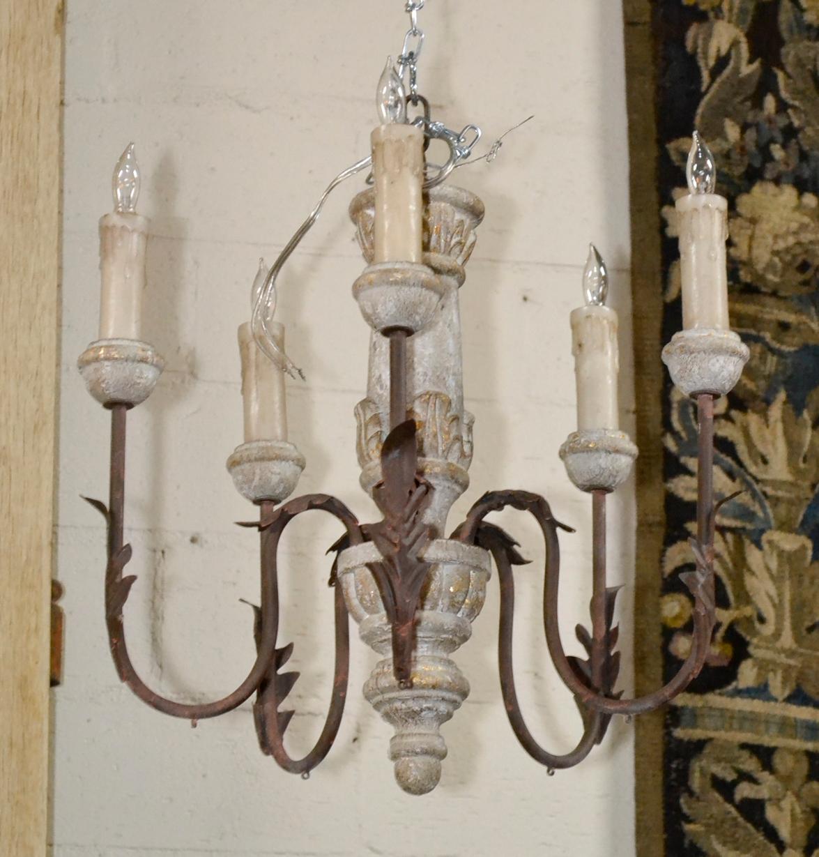 Petite Italian Painted Chandelier In Good Condition In Dallas, TX