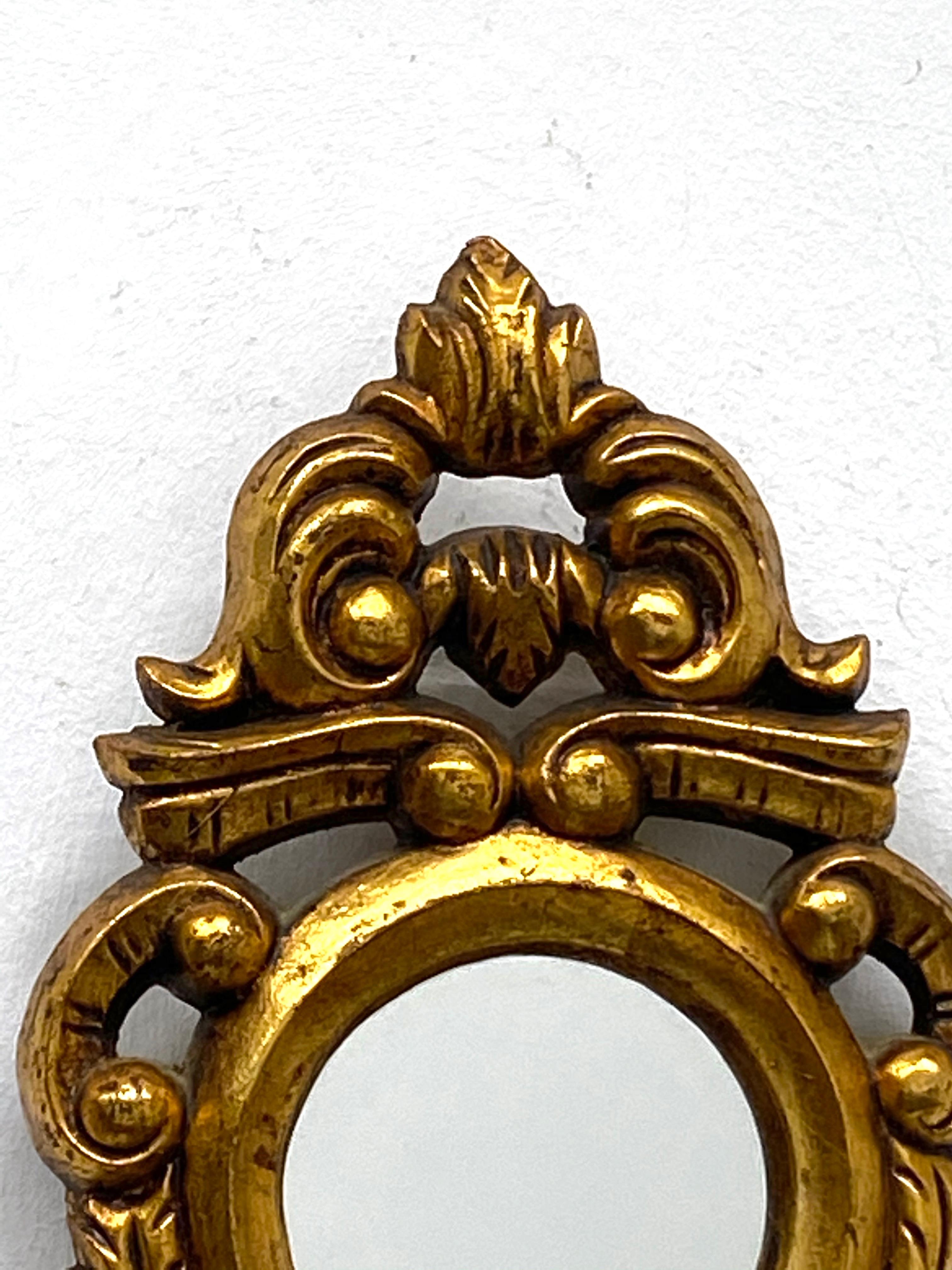 Vergoldeter gerahmter Spiegel mit italienischem Zinn, um 1960er Jahre (Italienisch) im Angebot