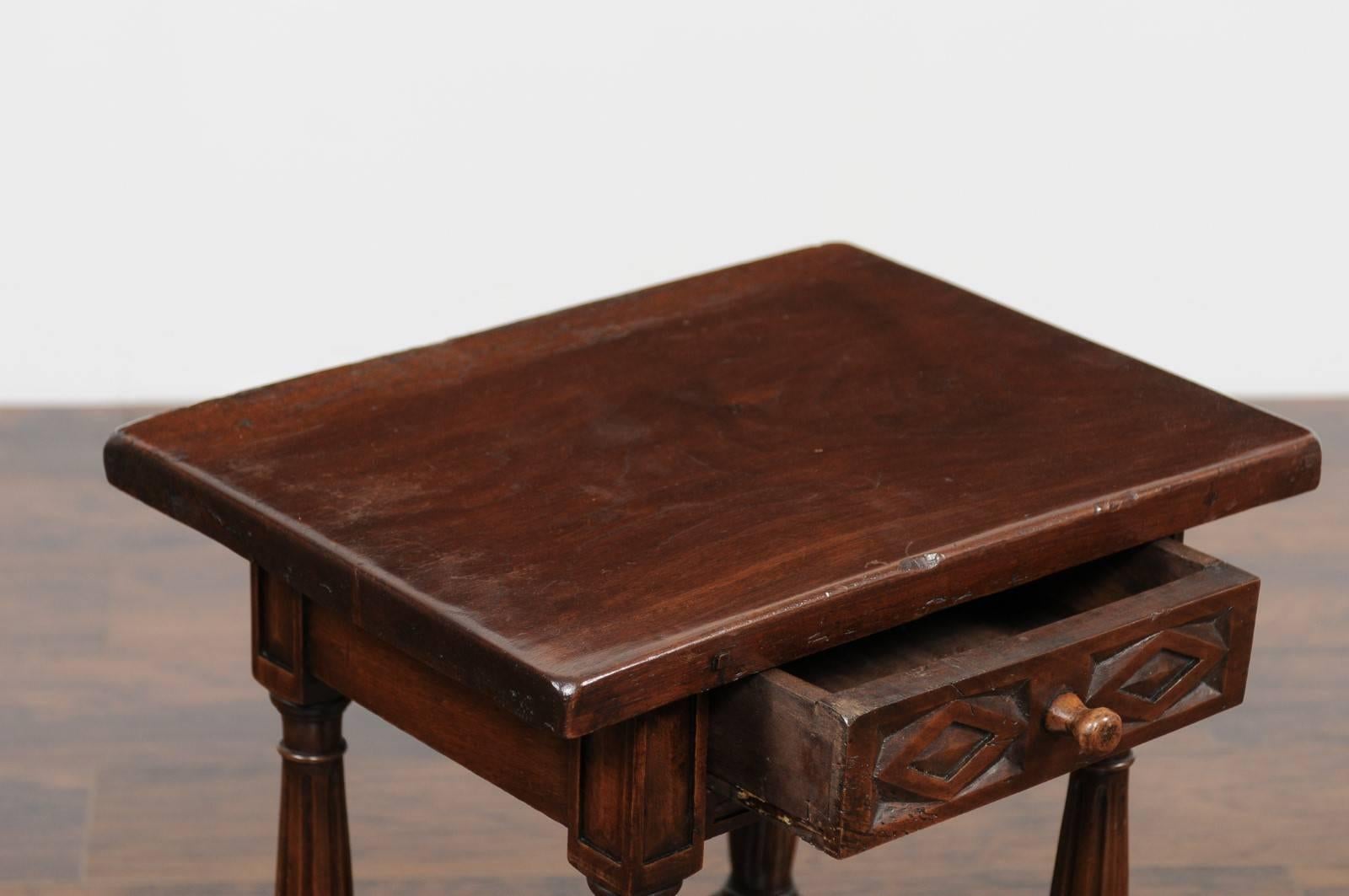 19th Century Petite Italian Walnut Side Table with Single Drawer and Fluted Legs, circa 1870 For Sale