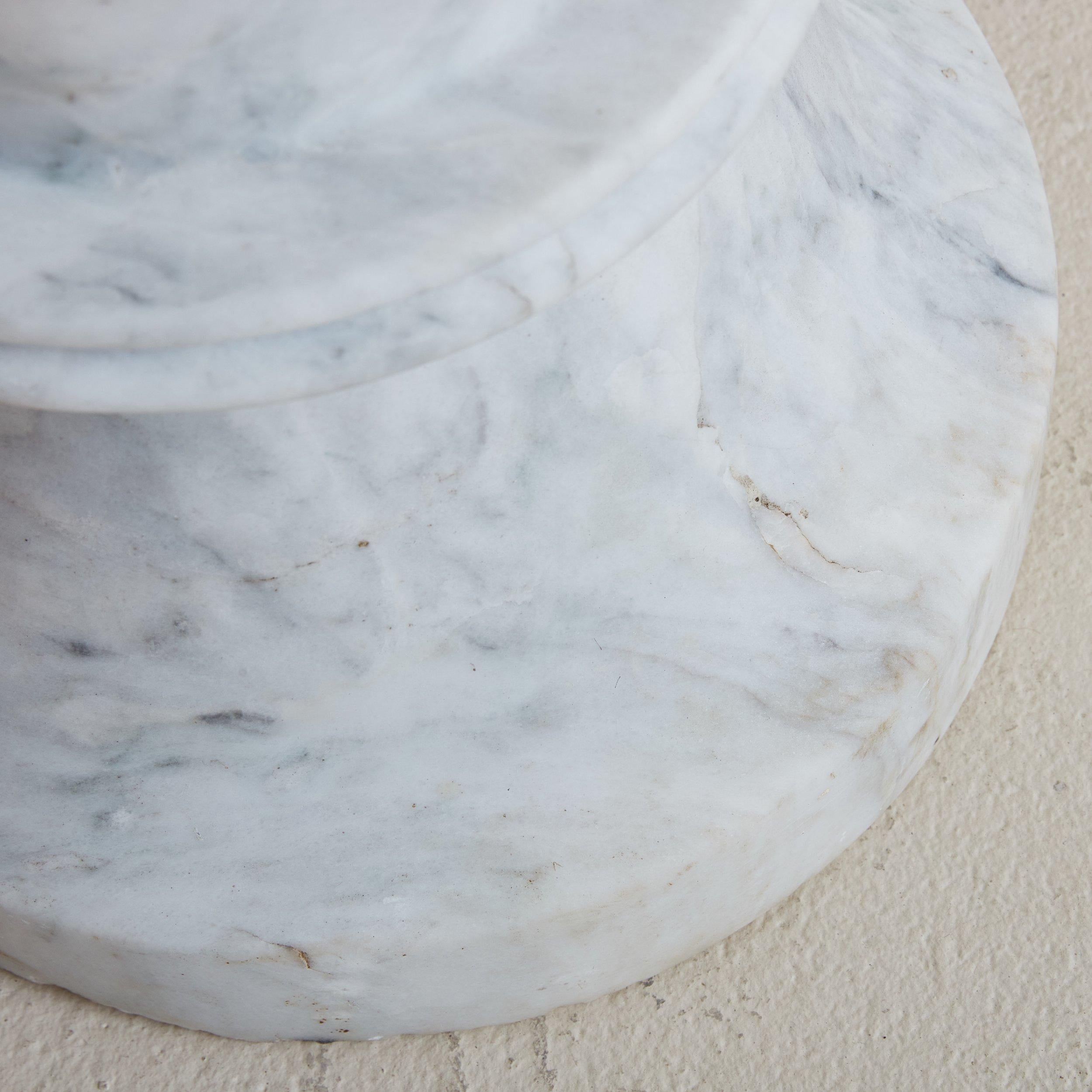 Petite Italian White Carrara Marble Stool, Italy 20th Century For Sale 6