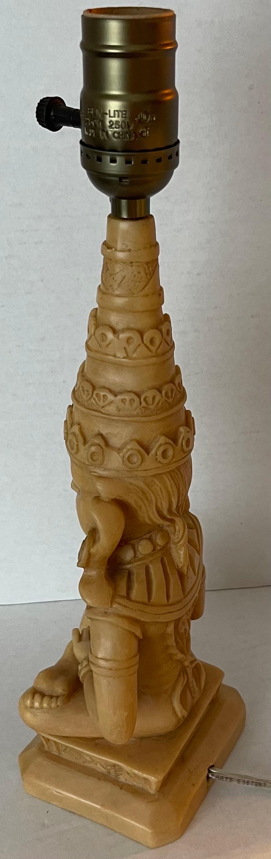 Lámpara de Buda estilo Petite James Mont en Bueno estado para la venta en Stamford, CT