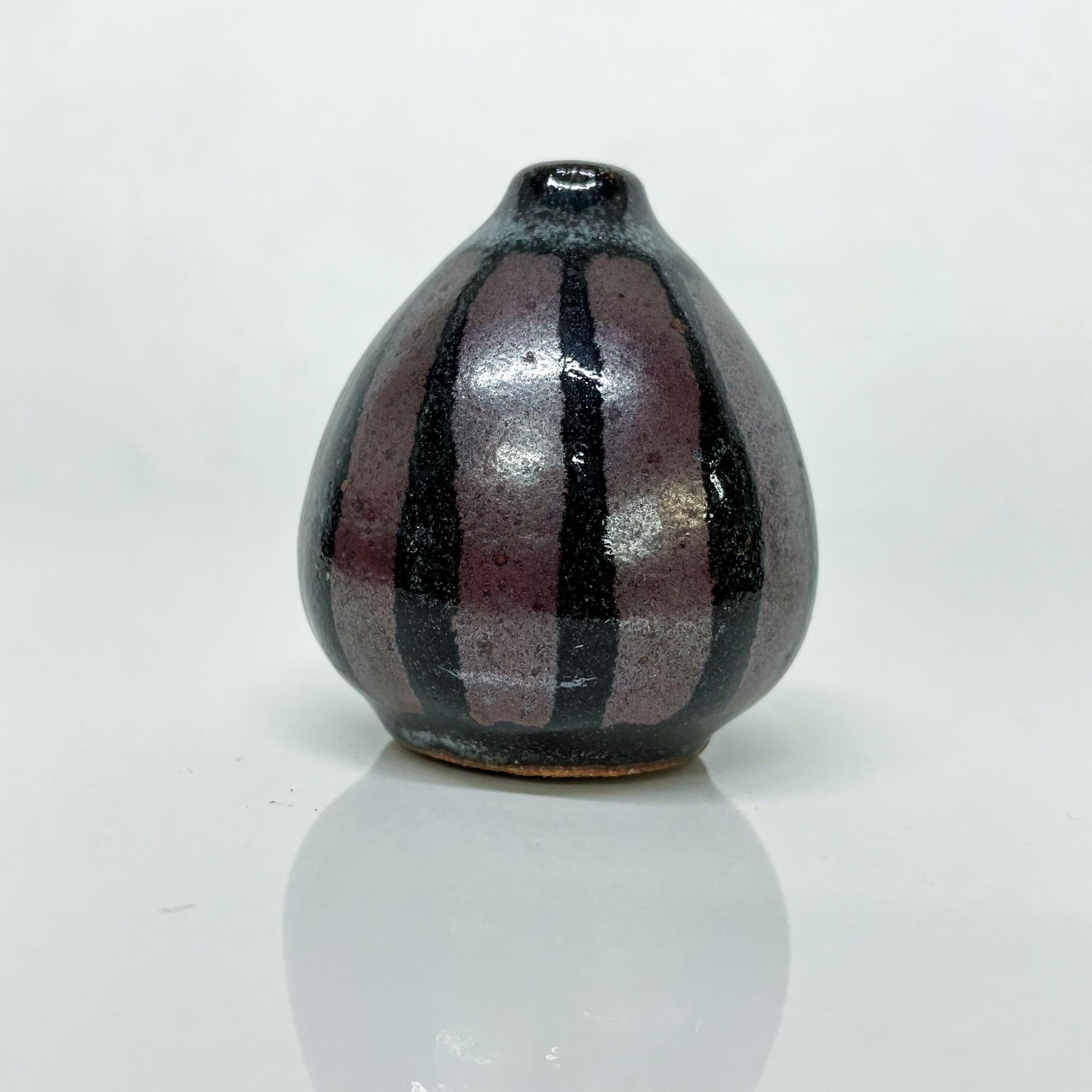 Petite Japanese Striped Glazed Pottery Weed Pot Ceramic Vase Signed Japan 1970s 2
