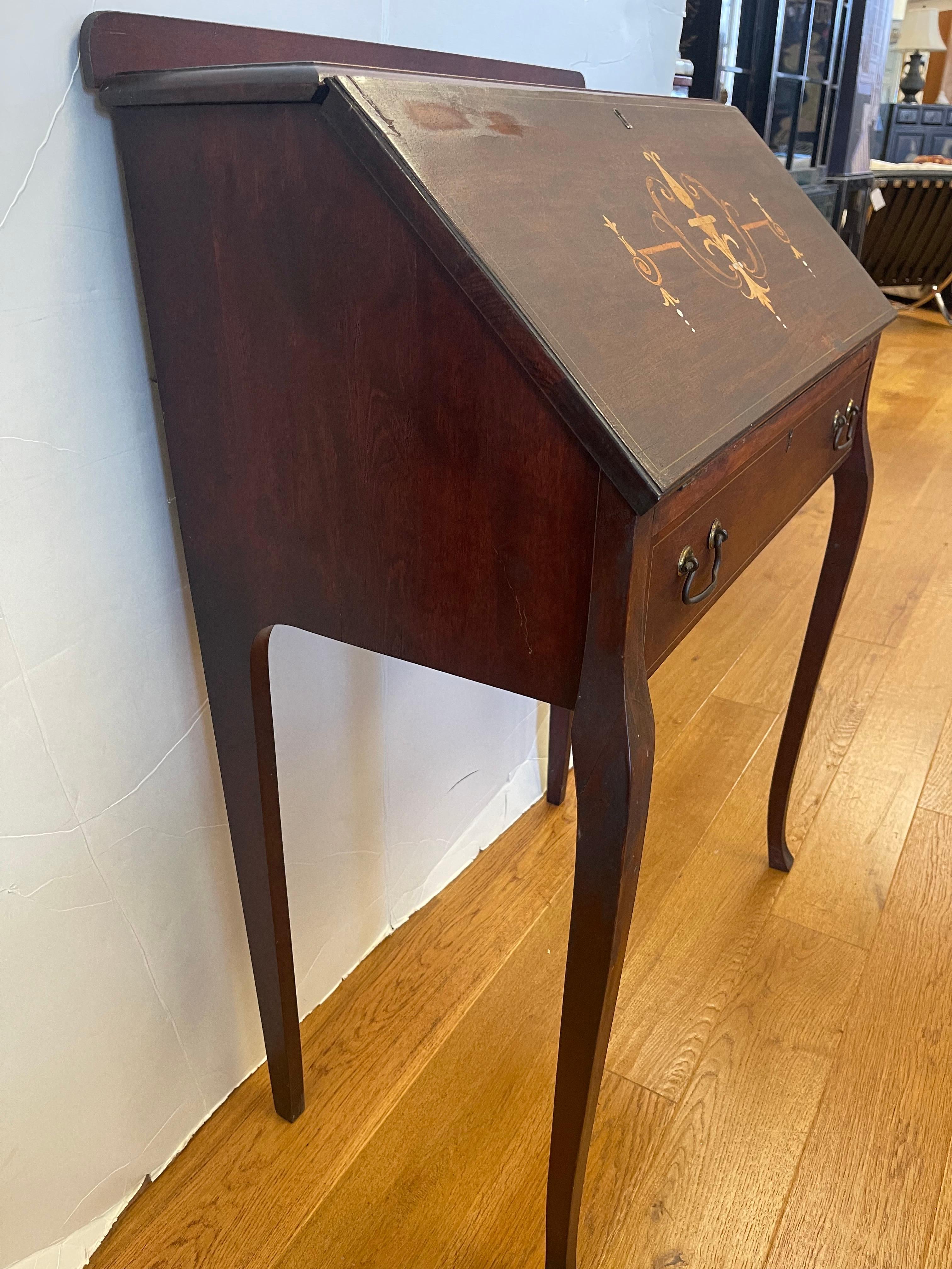 Petite Late 19th Century Queen Anne Slant Front Mahogany Desk Secretary Table For Sale 1
