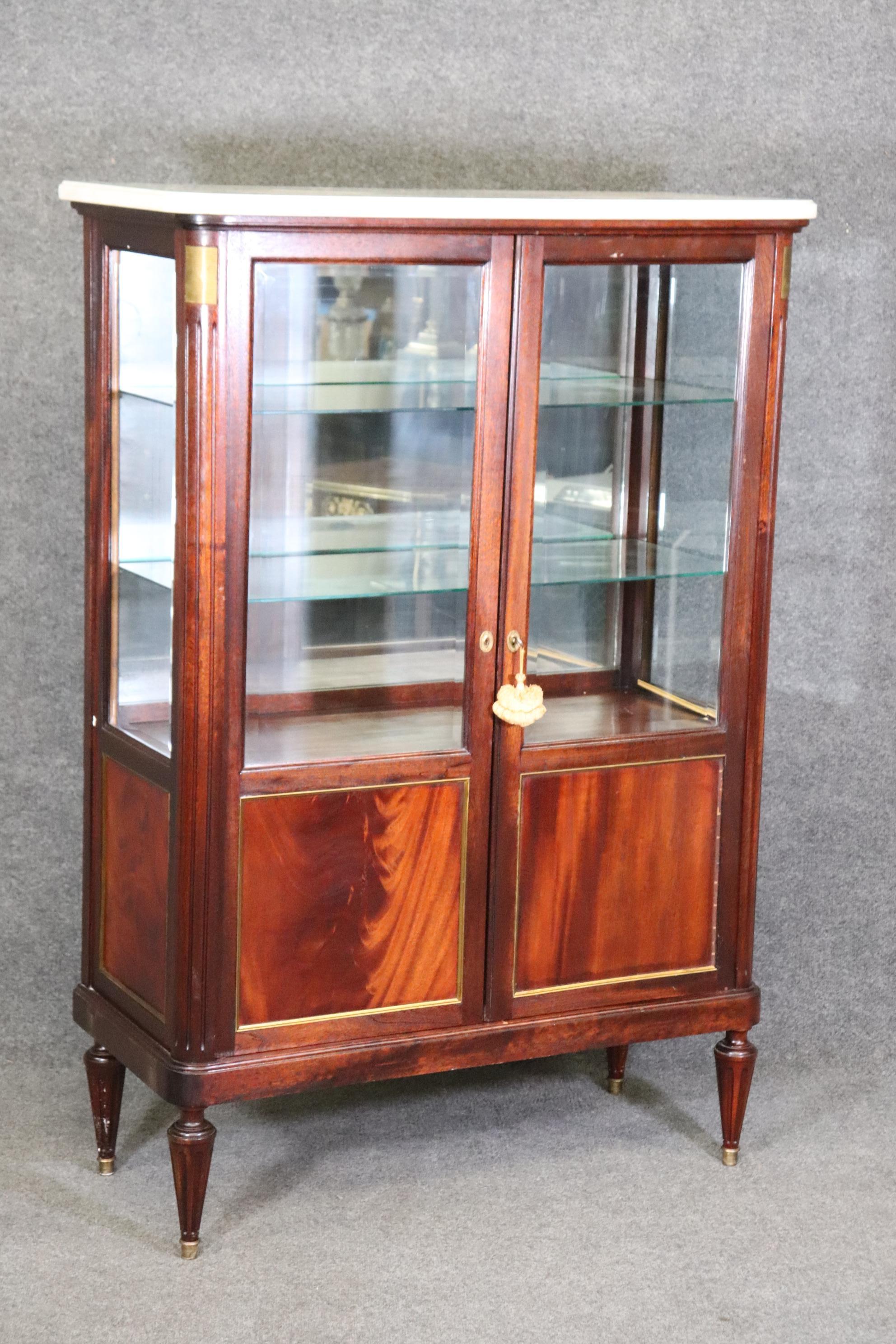 Brass Petite Lighted French Flame Mahogany Louis XVI Directoire Vitrine Marble Top For Sale