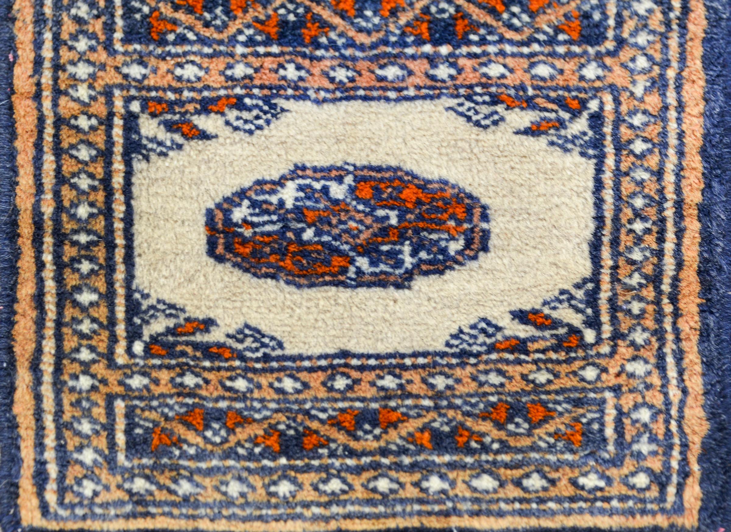 Petite Mid-20th Century Bakhara Rug In Good Condition For Sale In Chicago, IL