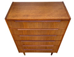 Petite Mid Century Danish Modern 6 Drawer Small Teak Dresser