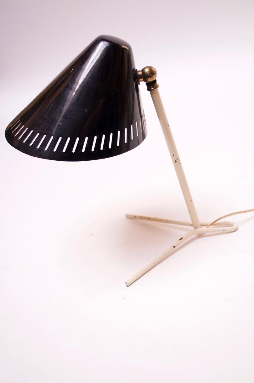 Painted Petite Midcentury Italian Modern Metal Table Lamp / Wall Sconce For Sale