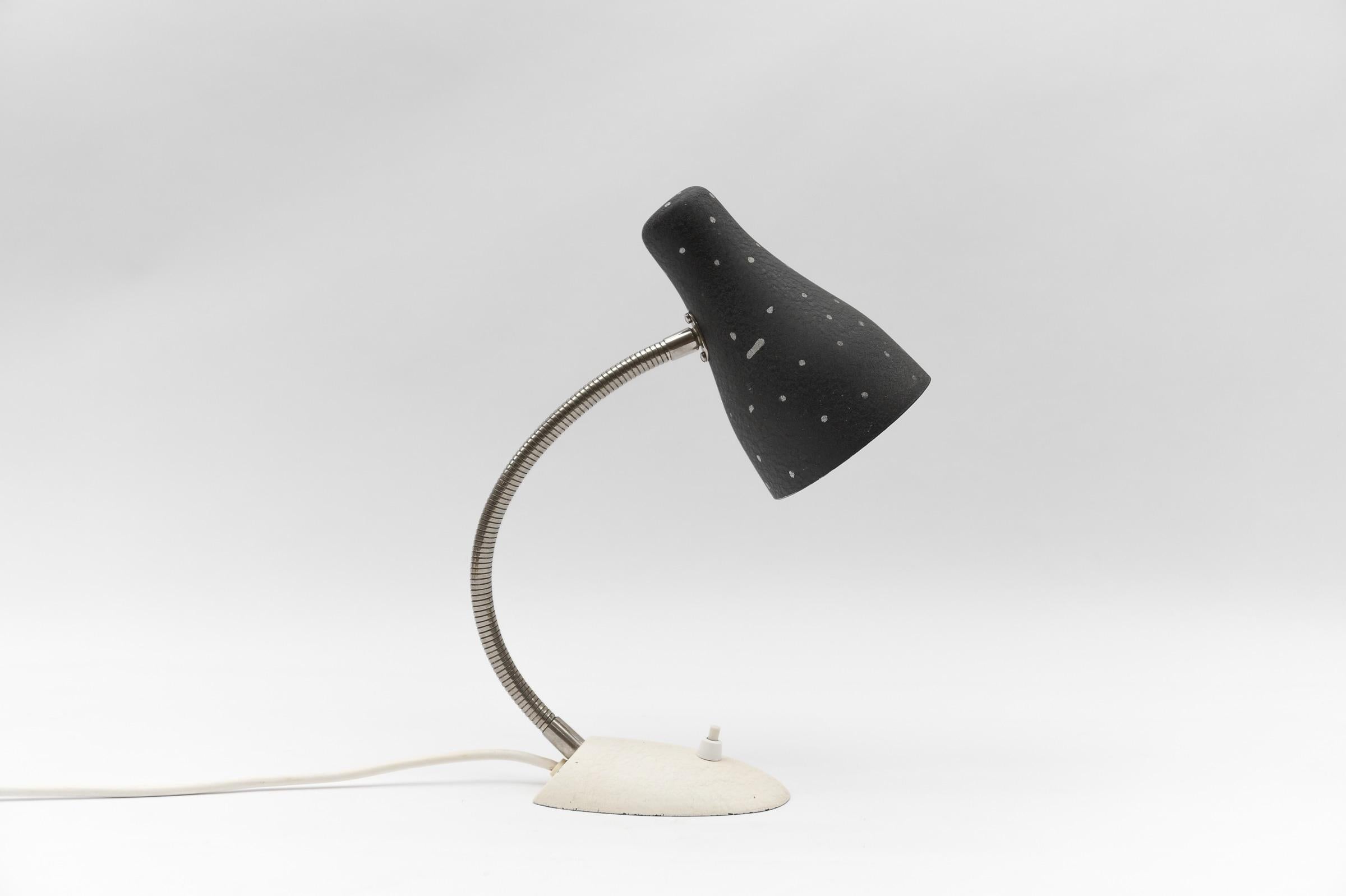 Mid-20th Century Petite Mid-Century Modern Table Lamp, 1960s For Sale