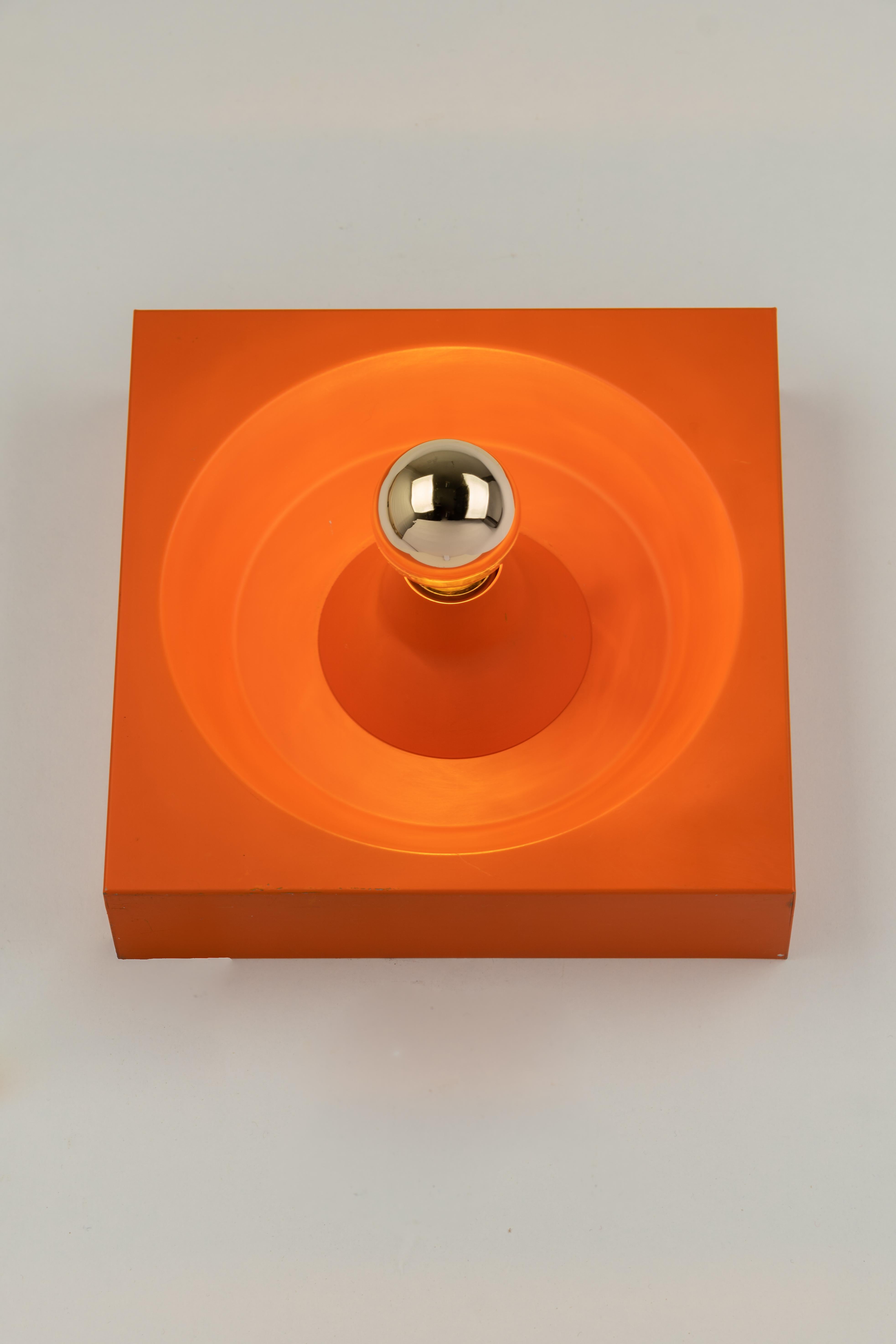 Late 20th Century Petite Mid-Century Wall Light by Kaiser, Germany, 1970s For Sale