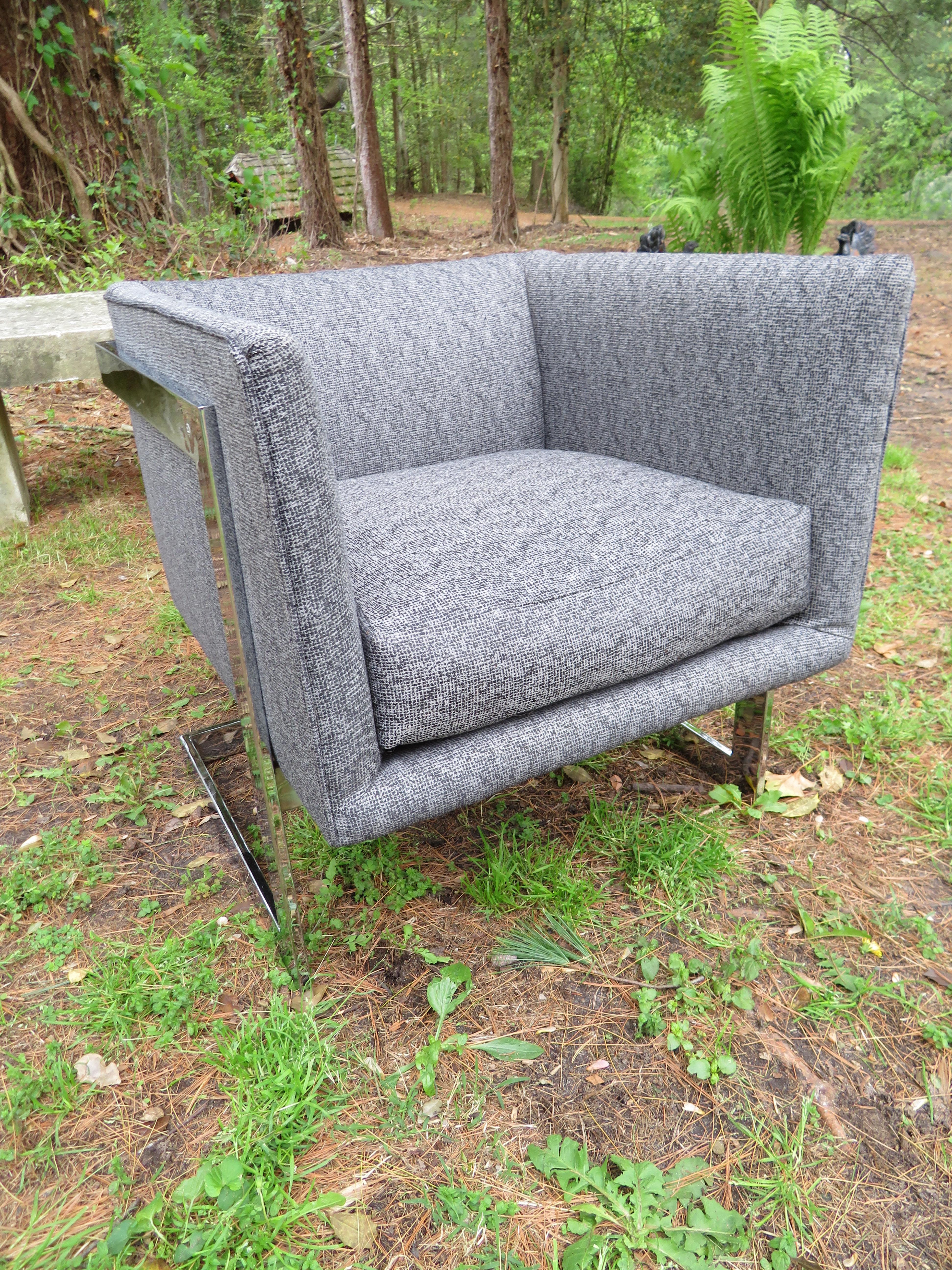 American Petite Milo Baughman Chrome Cube Lounge Chair, Mid-Century Modern For Sale