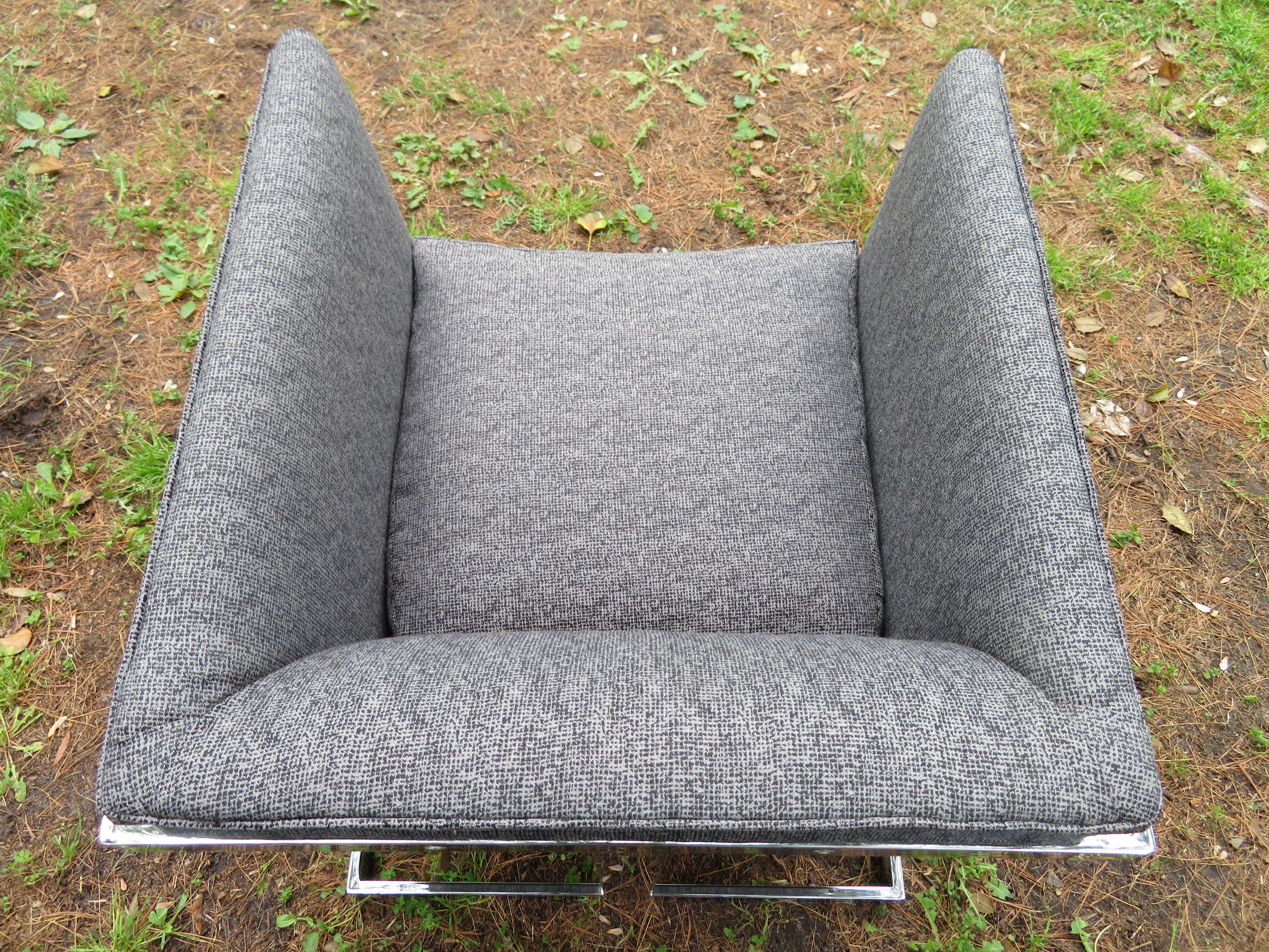 Petite Milo Baughman Chrome Cube Lounge Chair, Mid-Century Modern For Sale 3