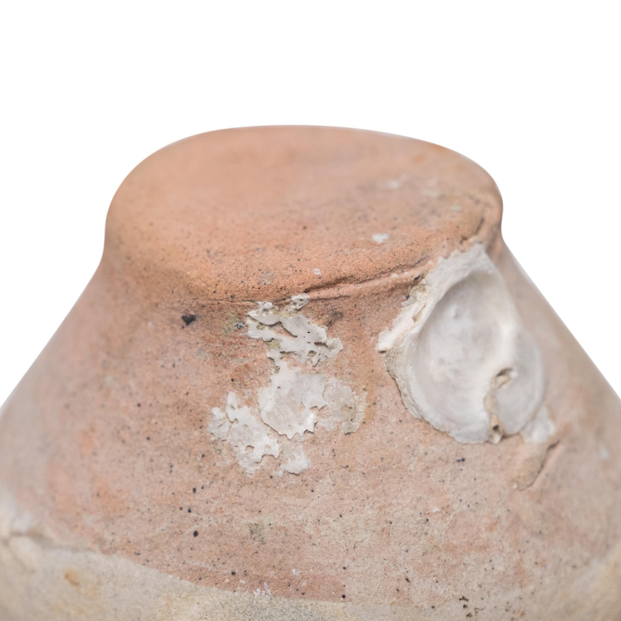 Kleines Ming-Schiffswrack-Medizingefäß, um 1500 (Chinesisch) im Angebot