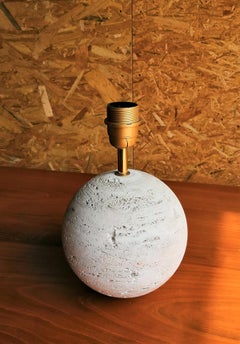 Petite Minimalist Raw Travertine Table Lamp, France, 1970s
