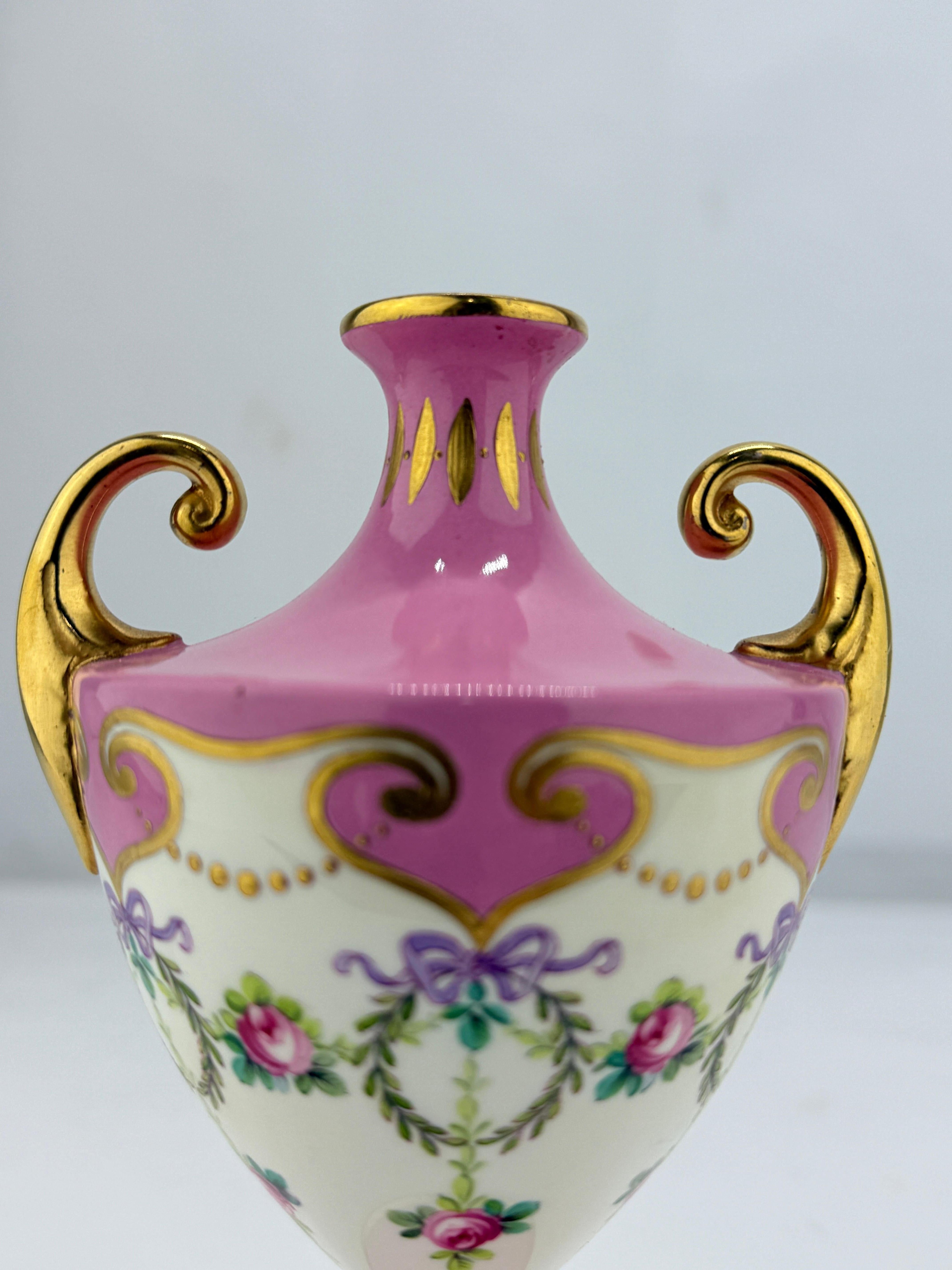 XIX secolo Petite Minton Vaso da gabinetto in porcellana neoclassica C.C. 1891 in vendita
