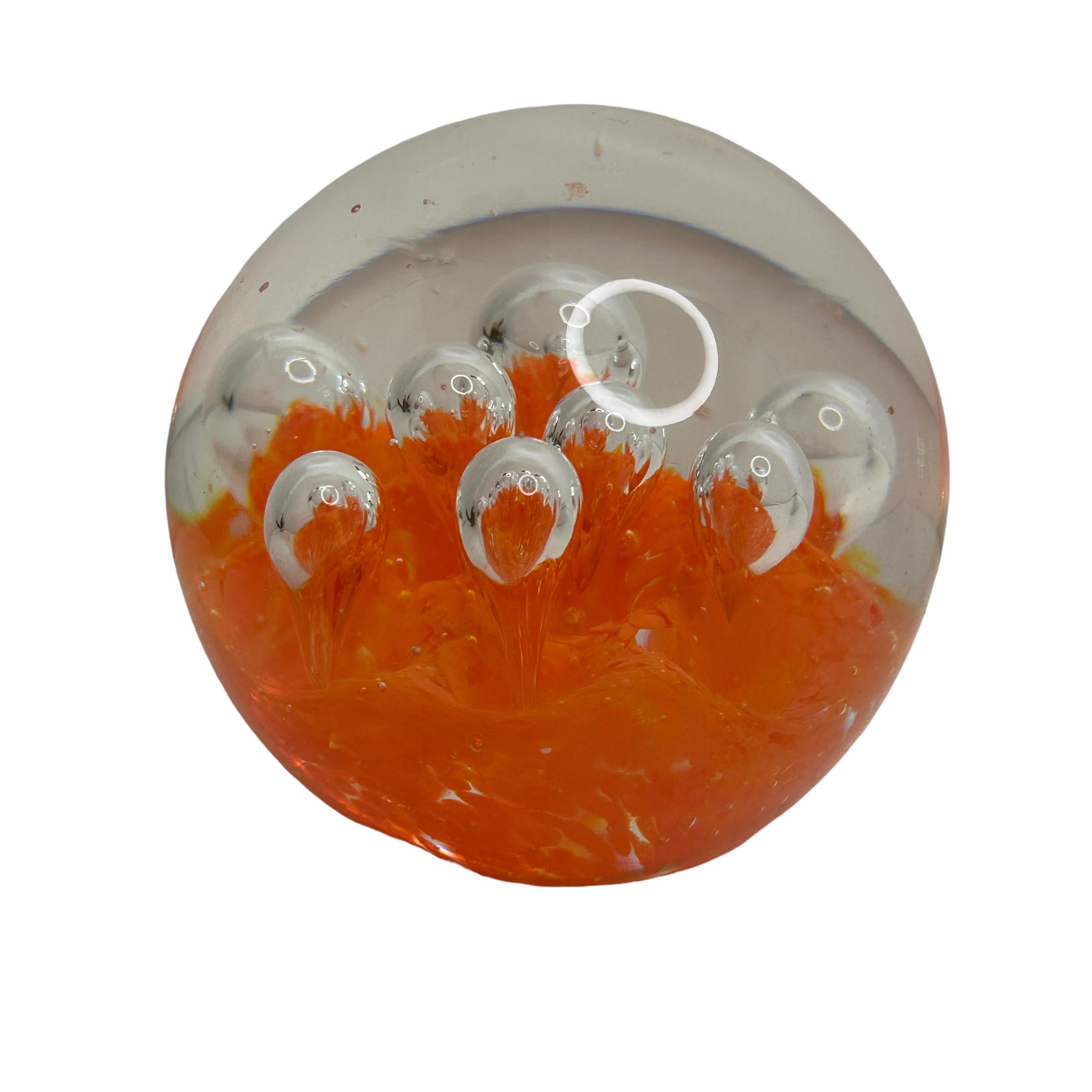 Hand-Crafted Petite Murano Glass Paperweight Mid-Century Modern, Italy 1980s For Sale