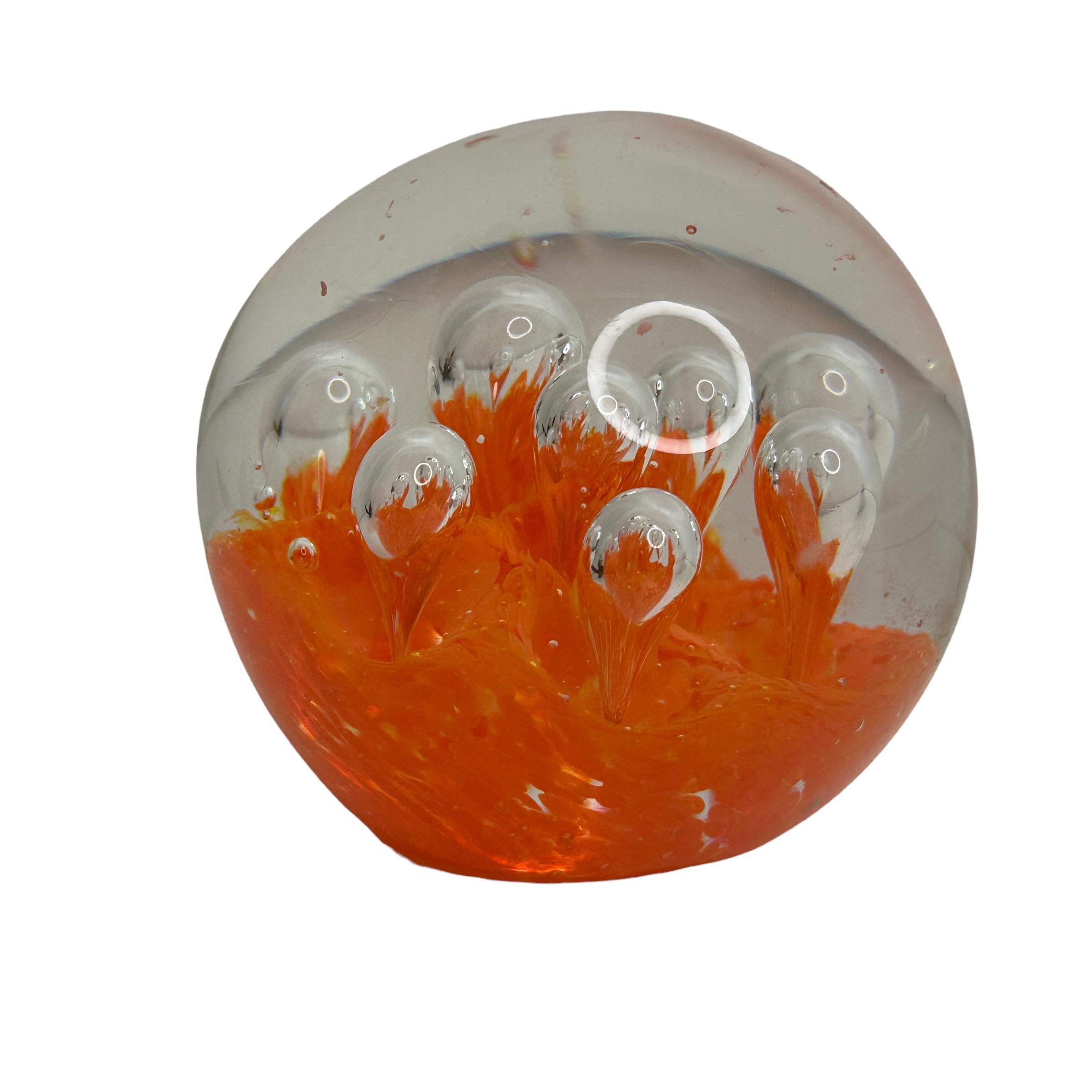 Petite Murano Glass Paperweight Mid-Century Modern, Italy 1980s In Good Condition For Sale In Nuernberg, DE