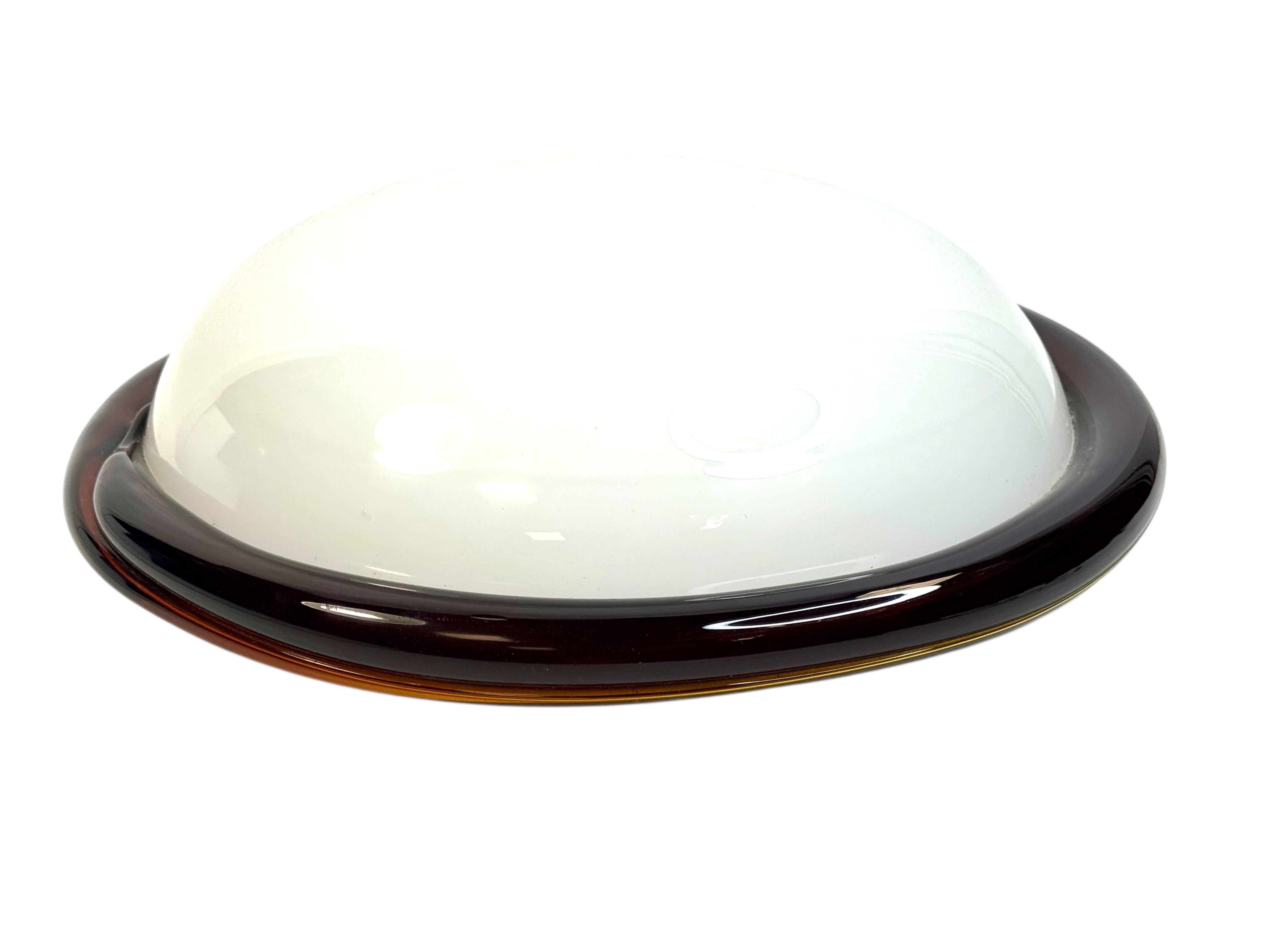Petite Murano Opalglas & Brown Stripe Flush Mount Made by Itre Italien 1980er im Angebot 9