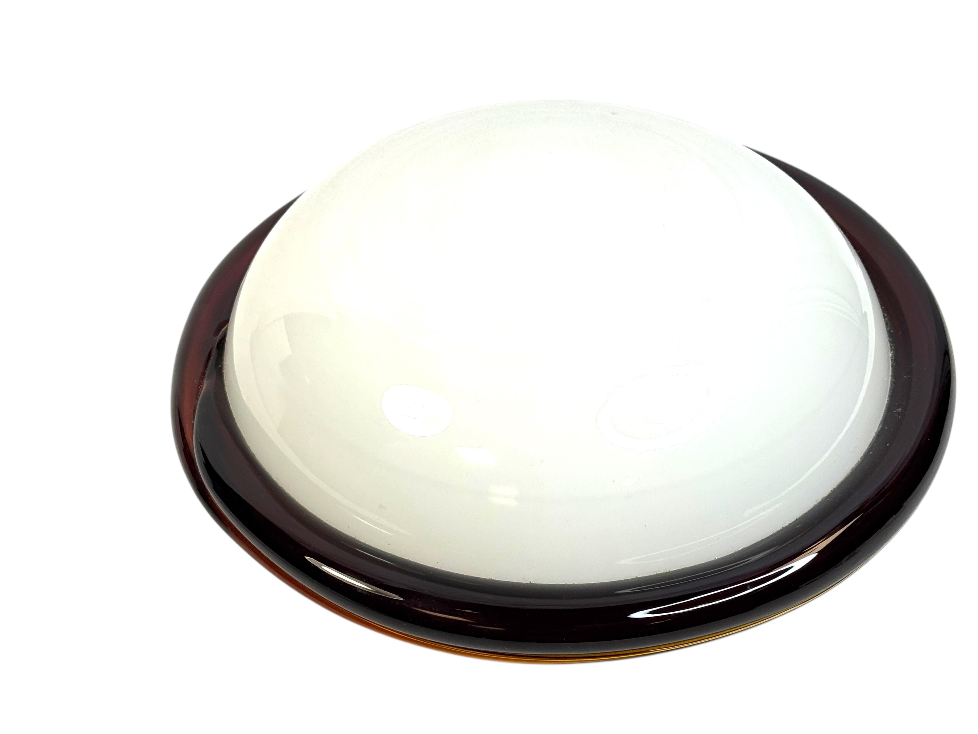 Petite Murano Opalglas & Brown Stripe Flush Mount Made by Itre Italien 1980er im Angebot 11