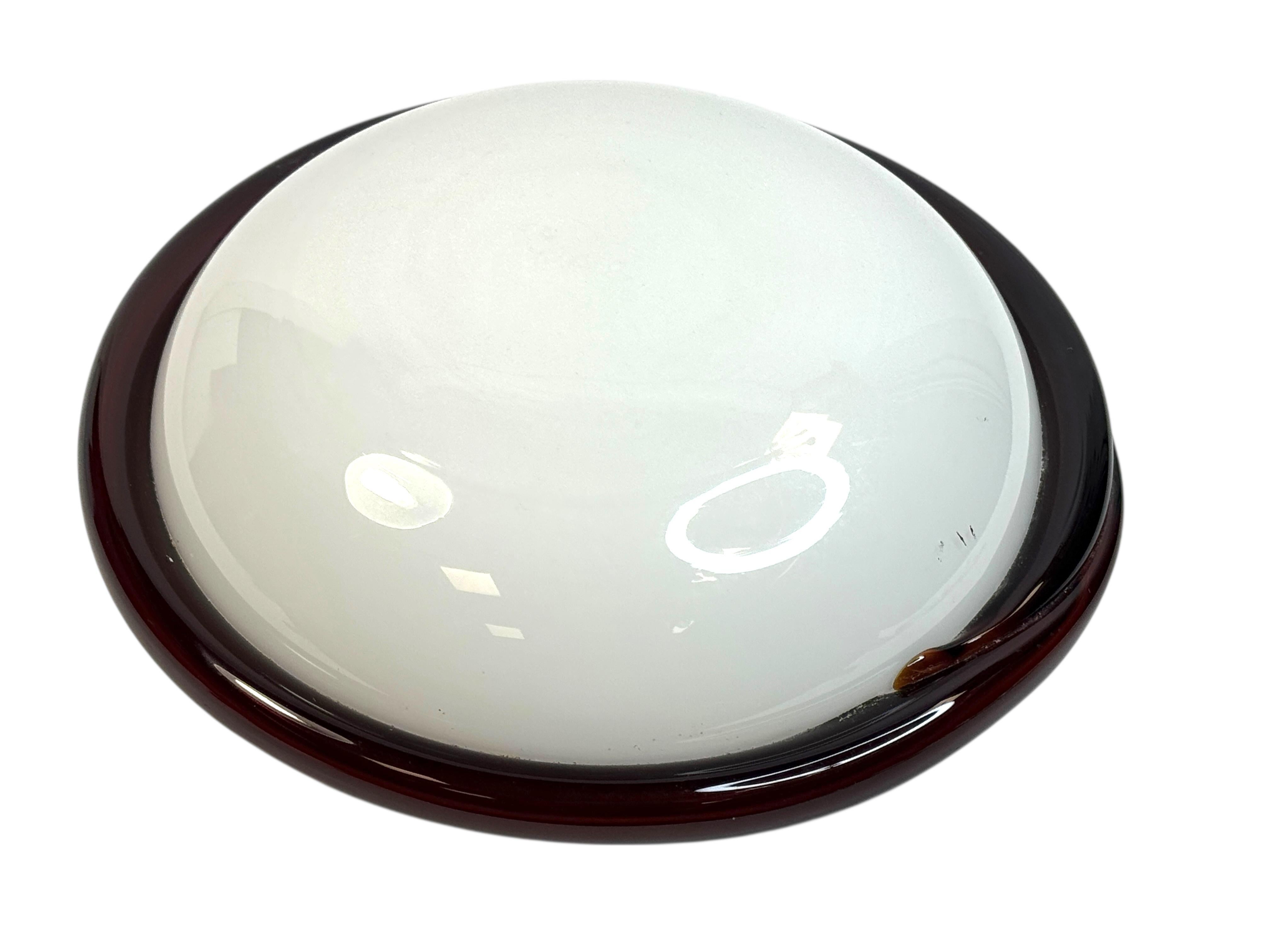 Petite Murano Opalglas & Brown Stripe Flush Mount Made by Itre Italien 1980er im Angebot 12